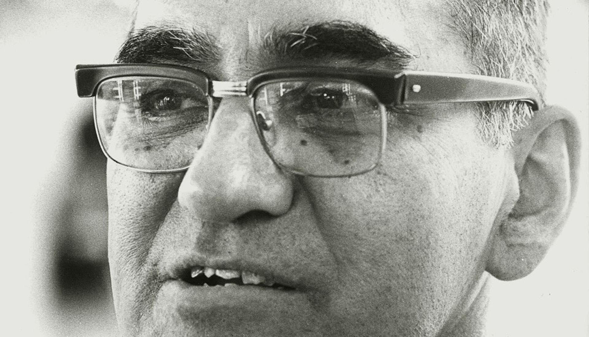 Erzbischof Oscar Romero, 1980 während eines Gottesdienstes ermordet