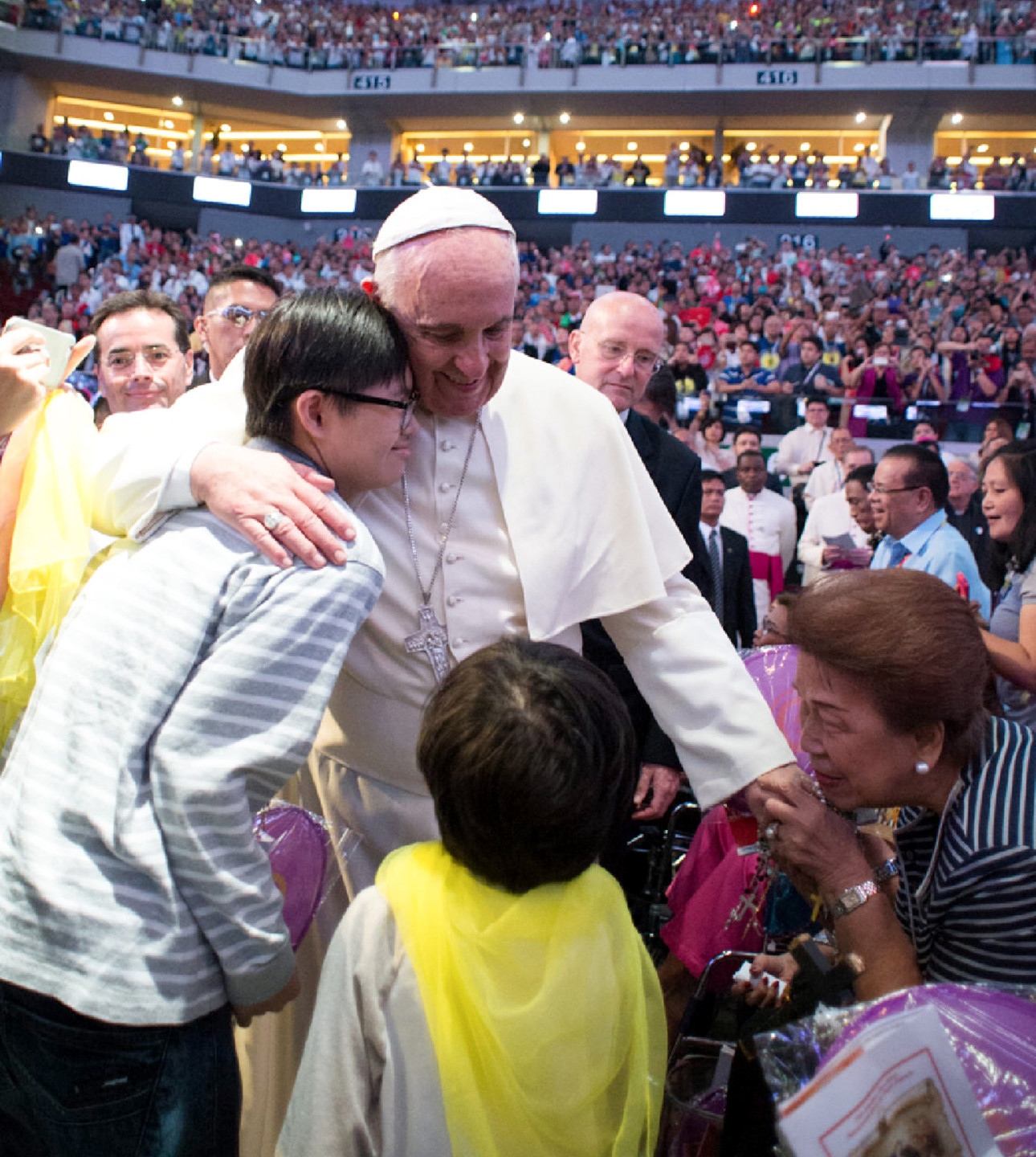 Papst Franziskus bei einem Treffen mit katholischen Familien in der "Mall of Asia"-Arena in Manila, 16. Januar