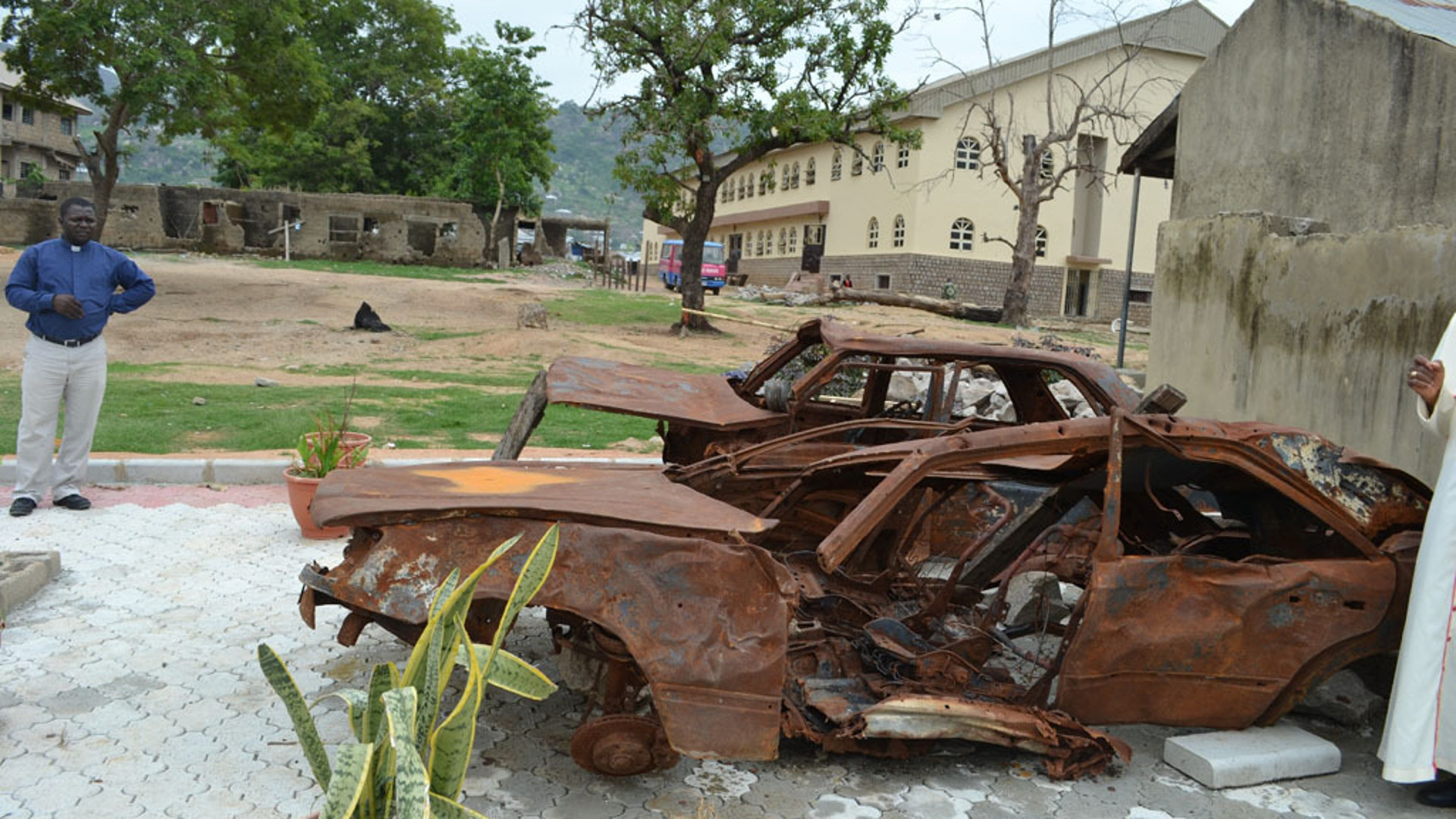 Mahnmal für einen Bombenanschlag durch "Boko Haram" in Nigeria, 2011