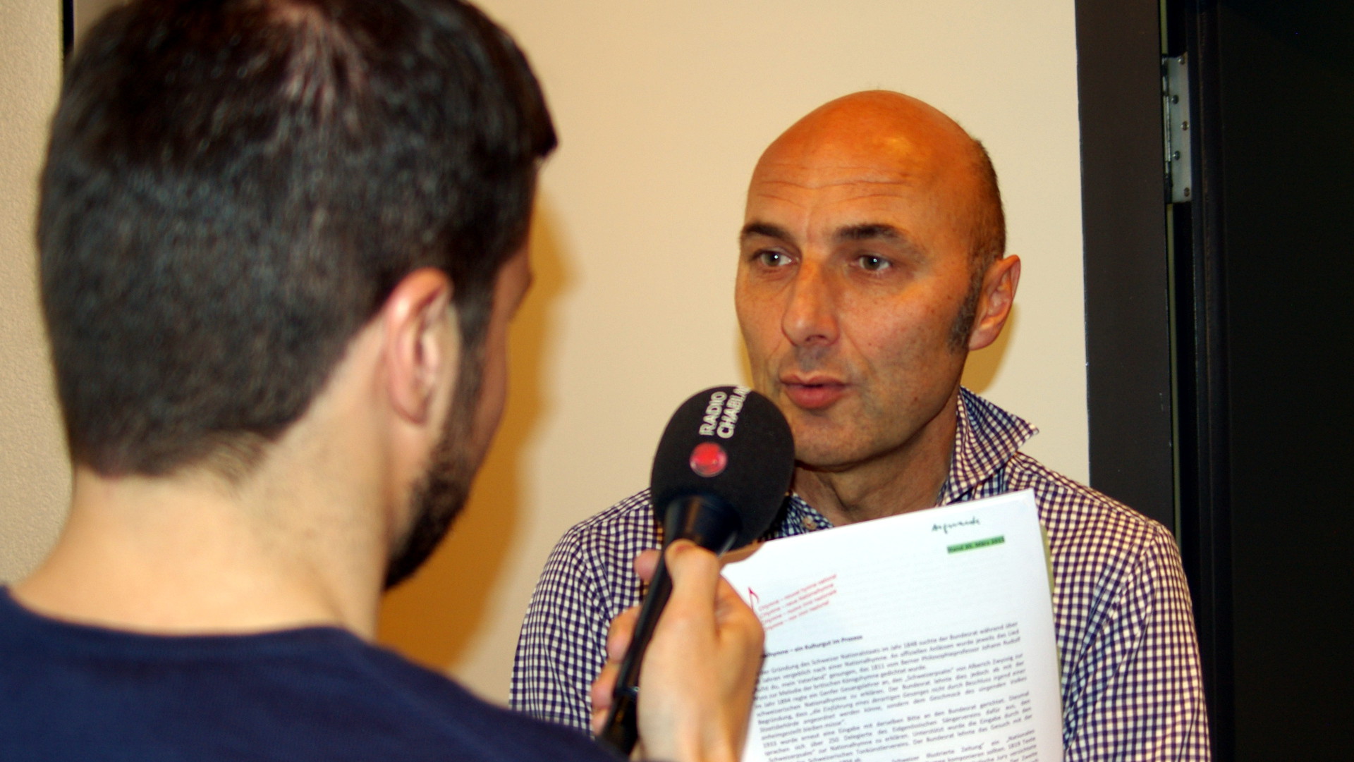 Archiv-Aufnahme aus 2015: Lukas Niederberger gibt ein Interview.