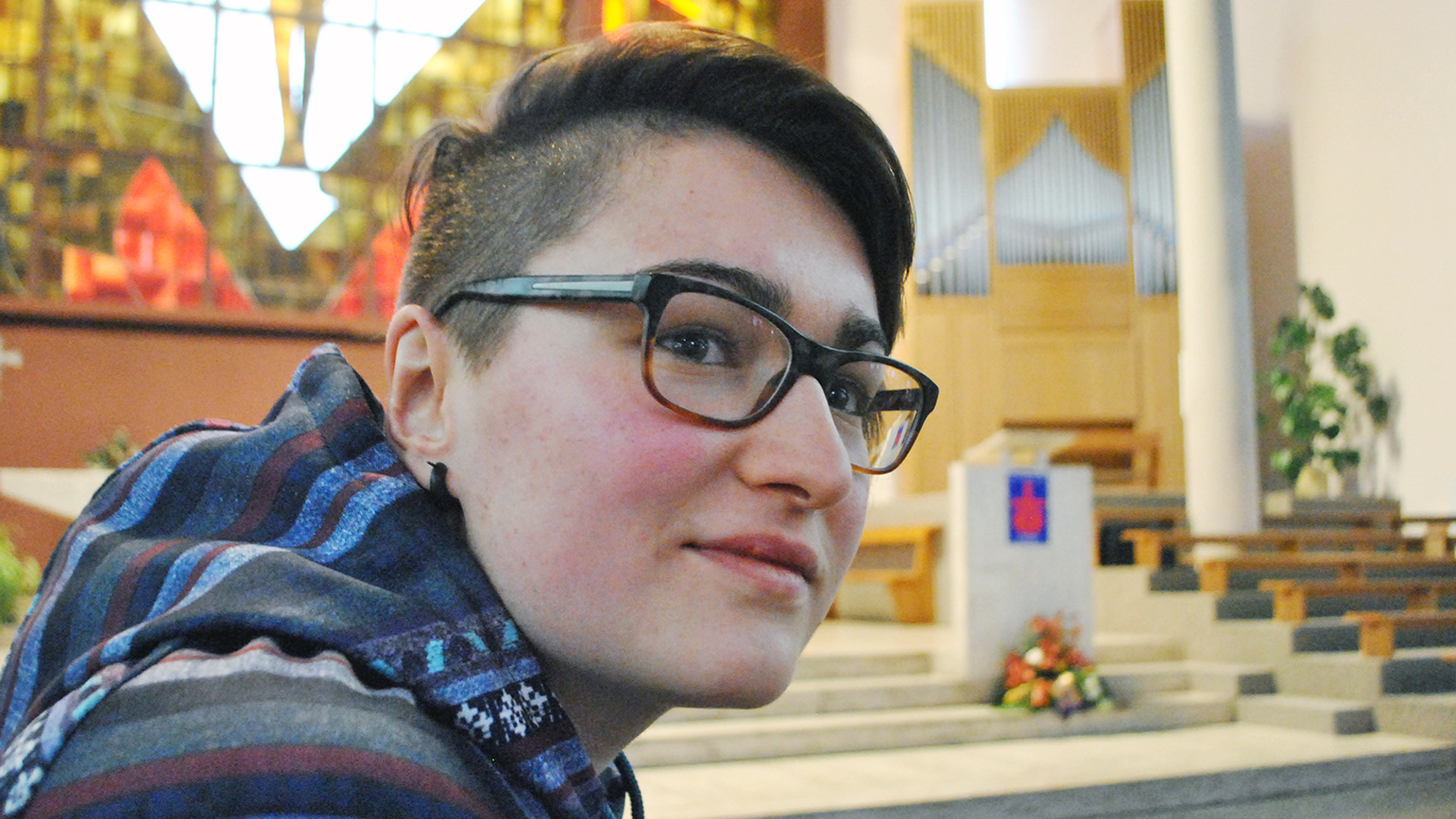 Clémentine Dubuis (20) hat im Wallis eine Gruppe für katholische Homosexuelle gegründet