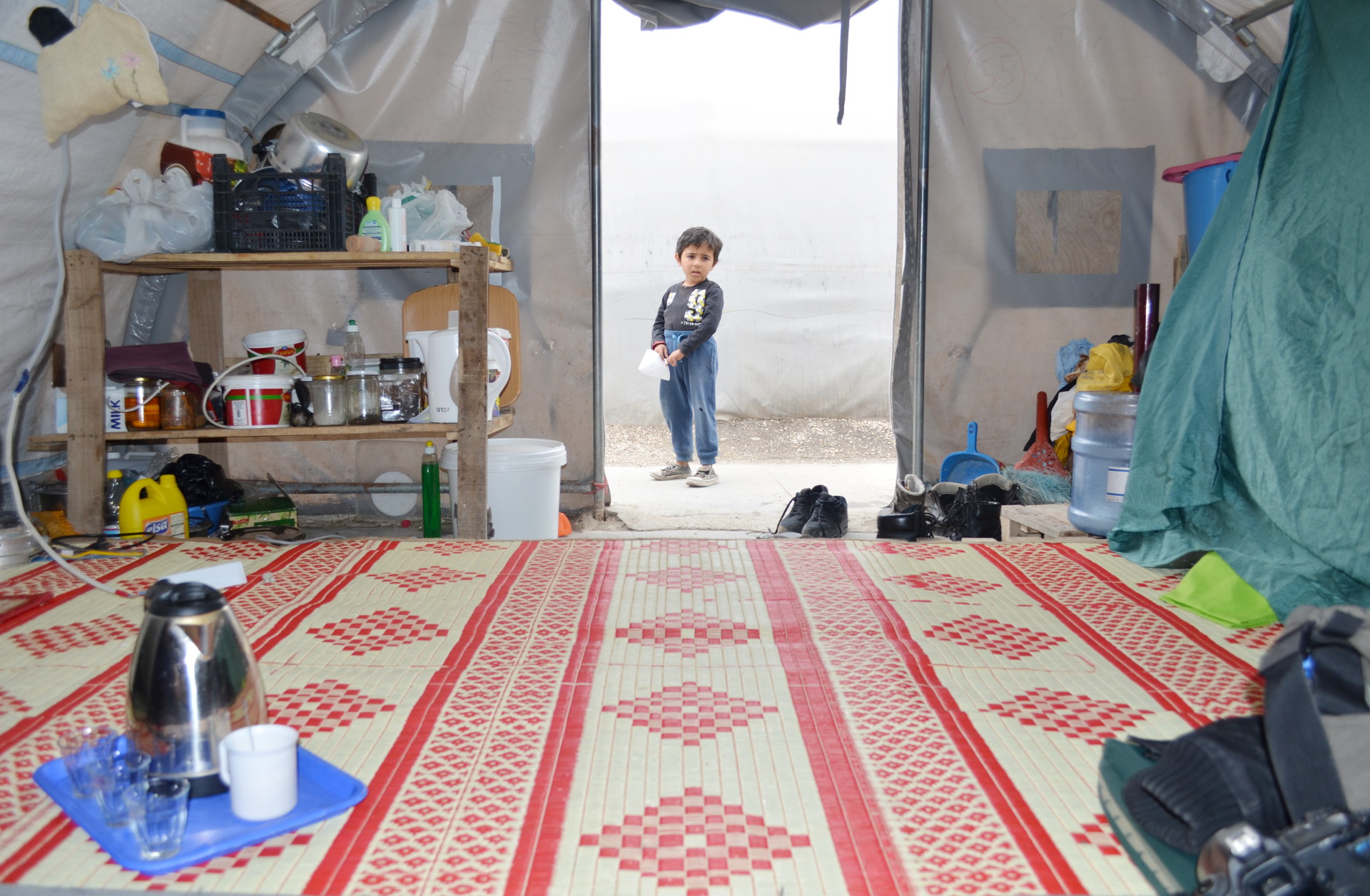 Ein kurdisches Flüchtlingskind in einem Lager in der Türkei