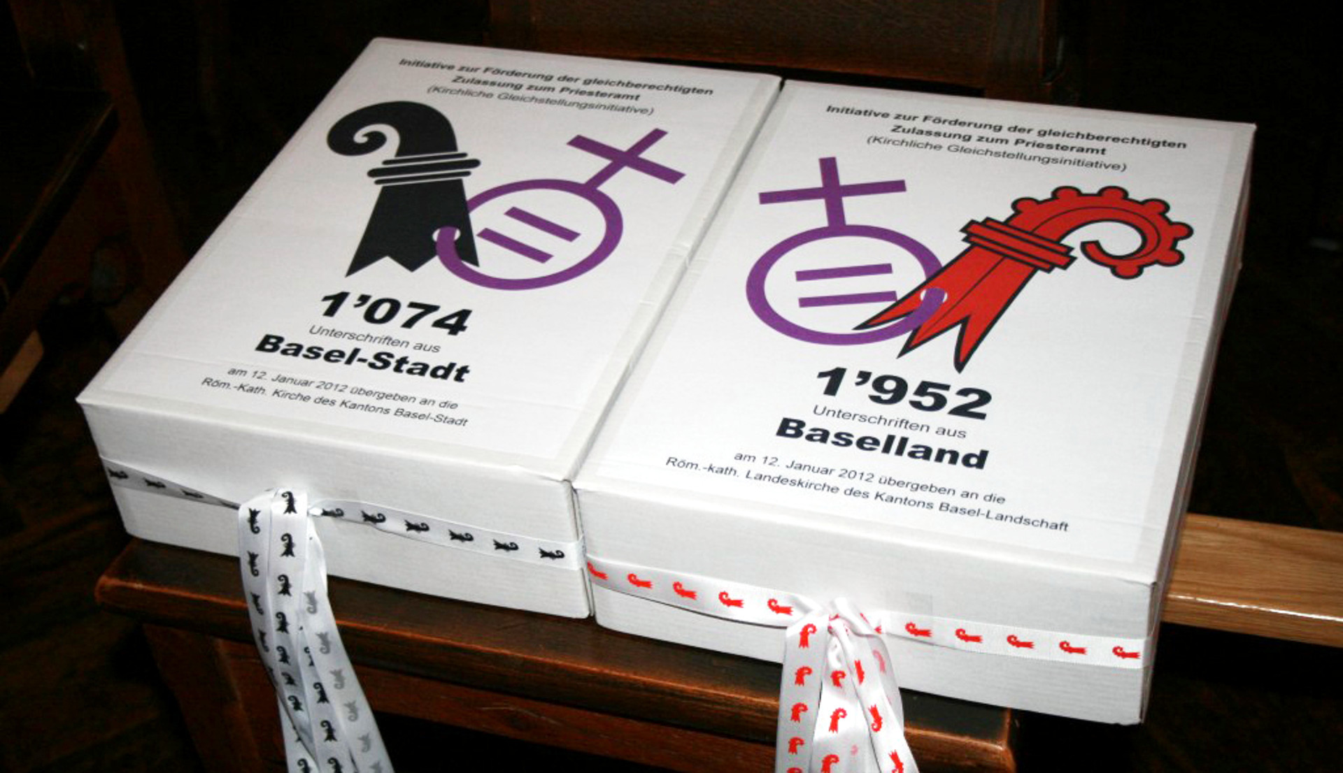 Die "Kirchliche Gleichstellungsinitiative" in den Basler Kantonalkirchen von 2012 führte zu einem Verfassungsartikel.