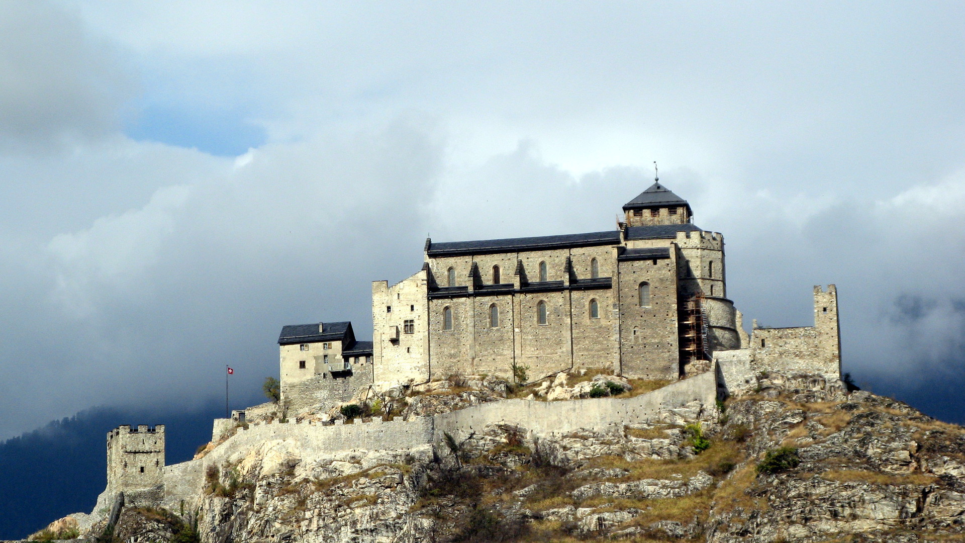 Eines der Wahrzeichen von Sitten: Basilika von Valeria (Basilique de Valère)