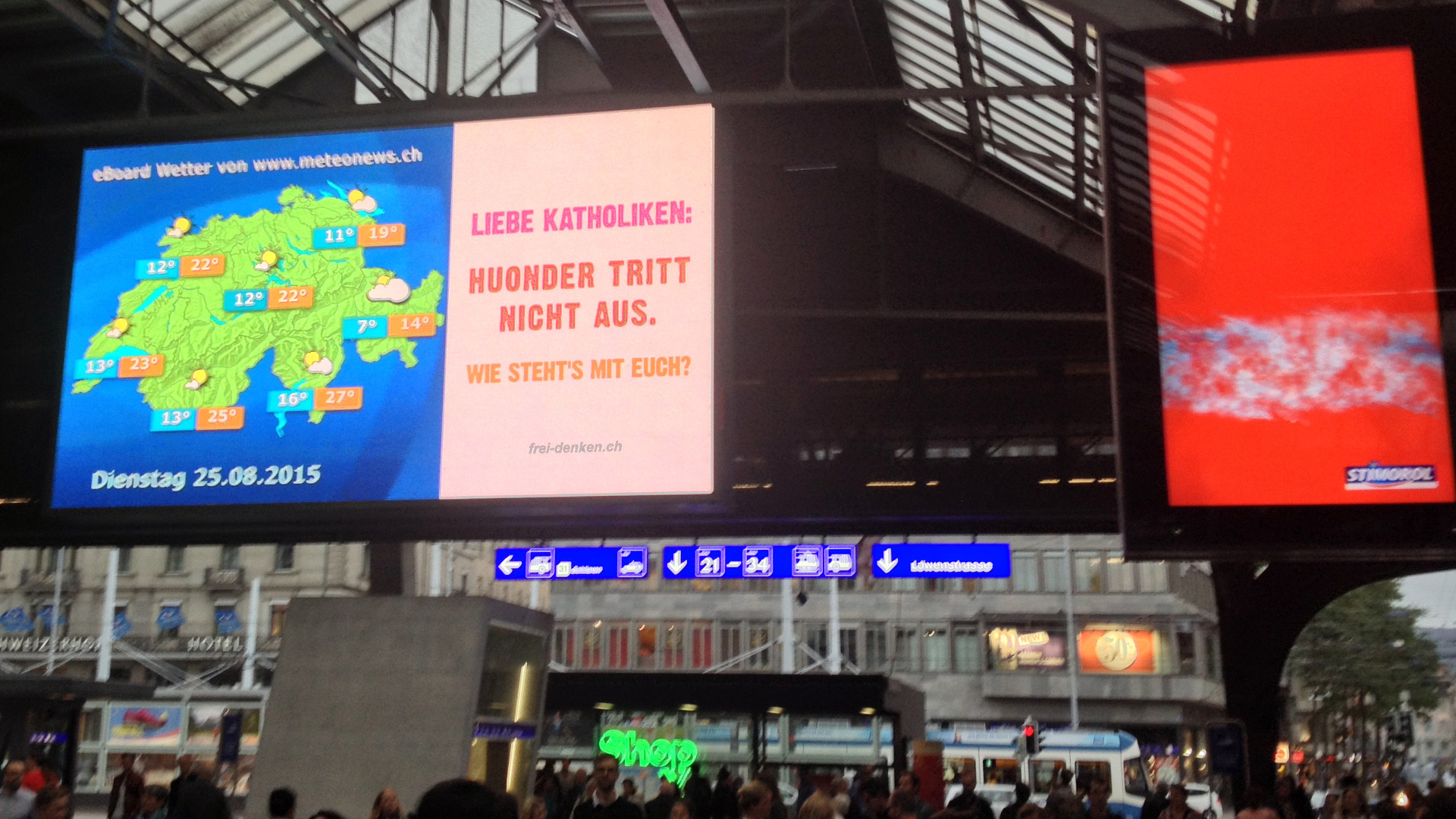 Kirchenaustritt: Werbung der Schweizer Freidenker im Hauptbahnhof Zürich