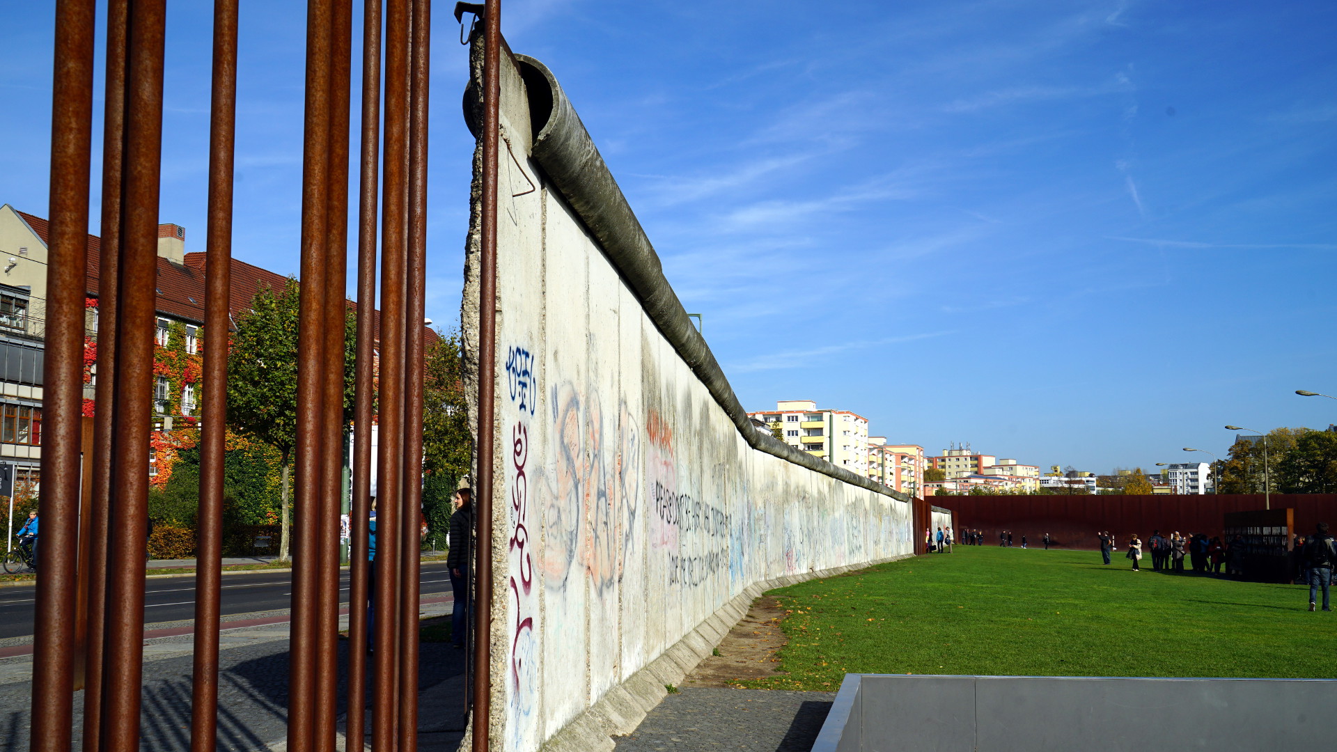 Mauerfall: Rest der Berliner Mauer | © 2015 Georges Scherrer