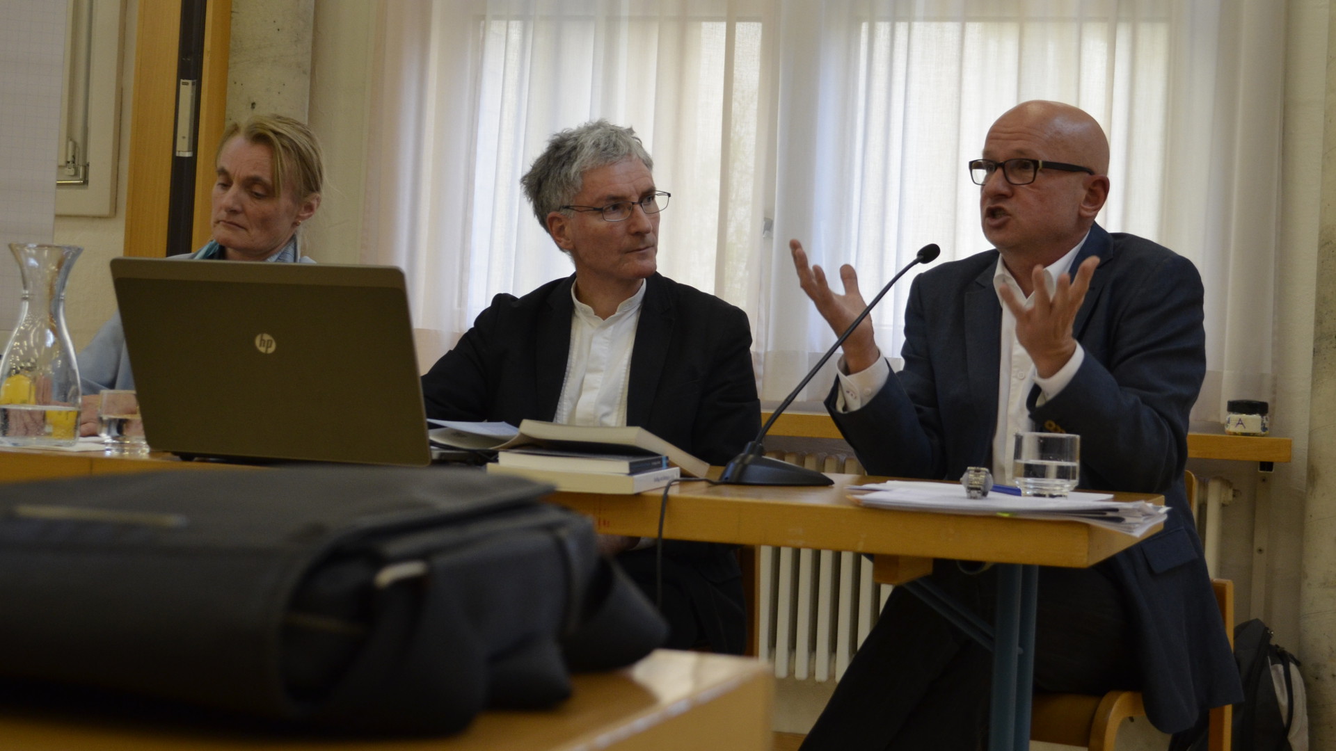 Hanspeter Schmitt (von rechts), Thomas Staubli und Monika Renz am Katholischen Dialog im Romerohaus Luzern, 30.11.15