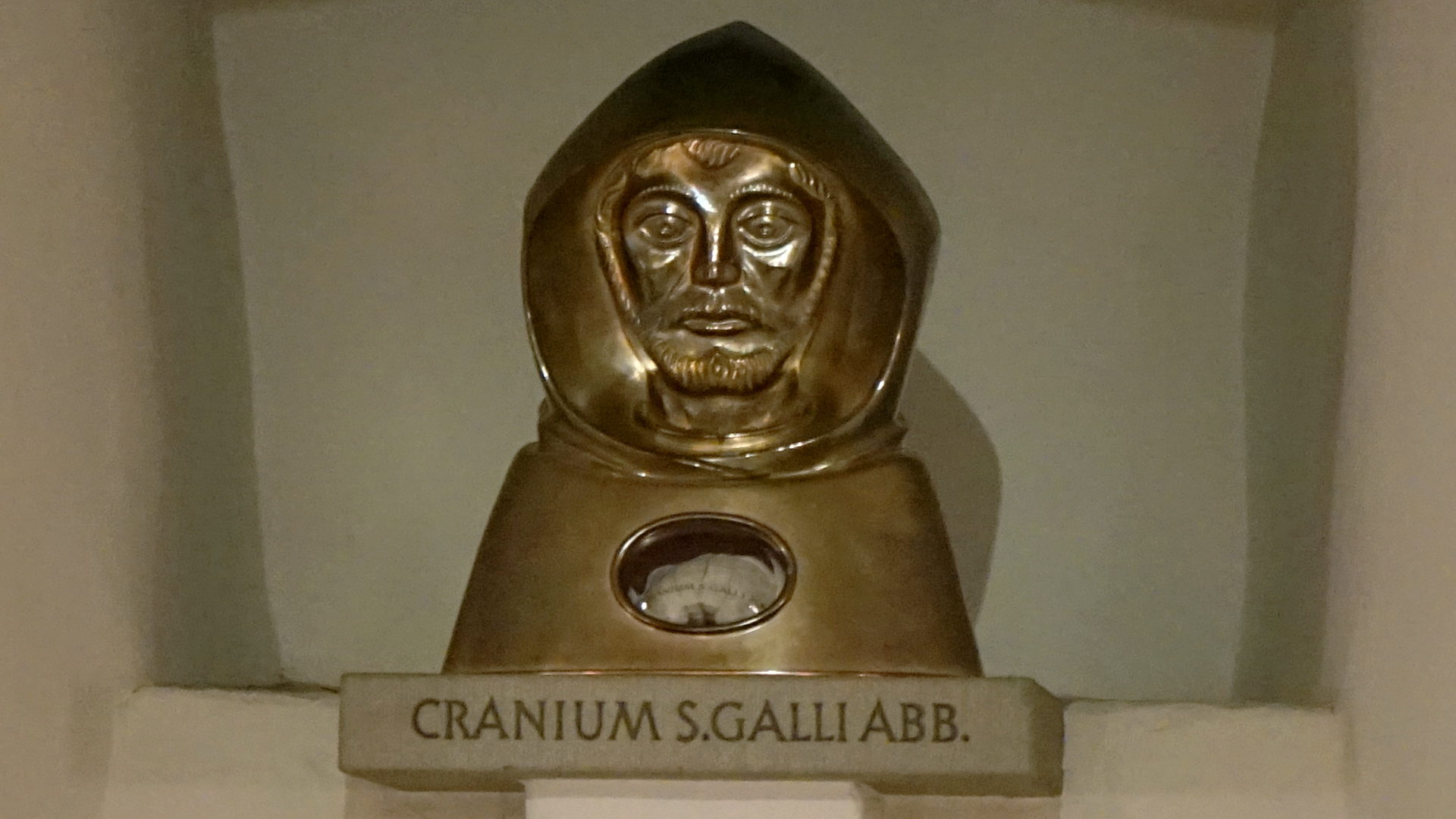 Krypta der Kathedrale St. Gallen mit Gallus-Reliquiar