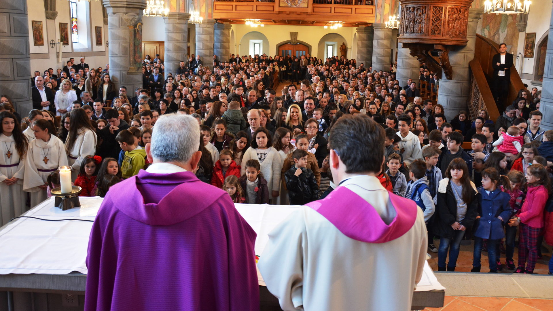 Kindersegnung in der katholischen Albanermission Thurgau.