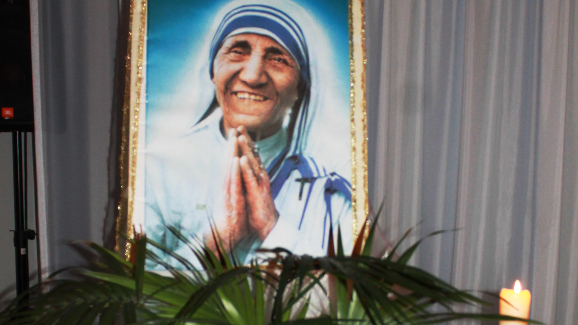 Mutter Teresa-Bild in der Albanermission Thurgau, 2016