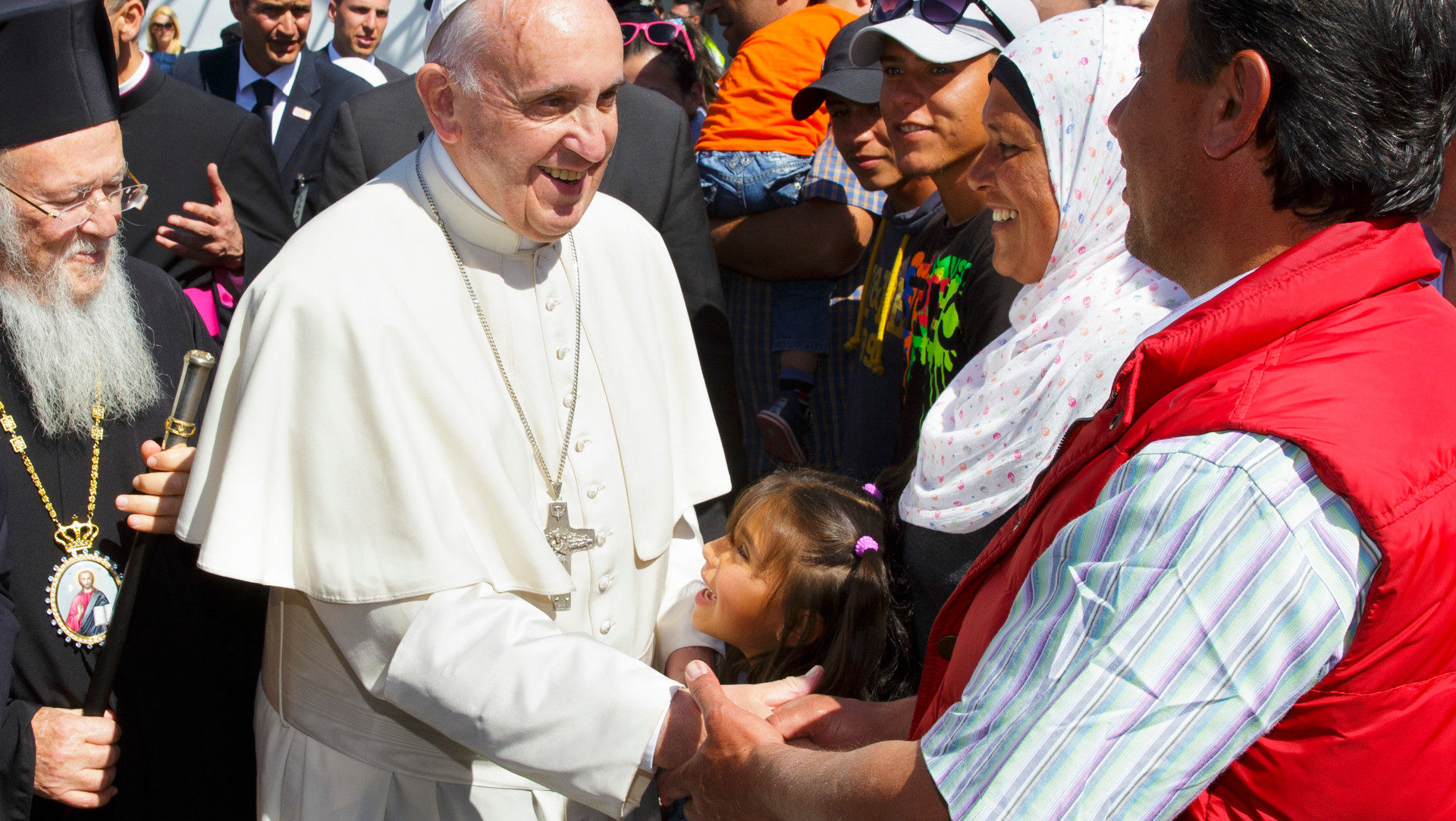 Papst Franziskus mit syrischen Flüchtlingen auf Lesbos, 2016