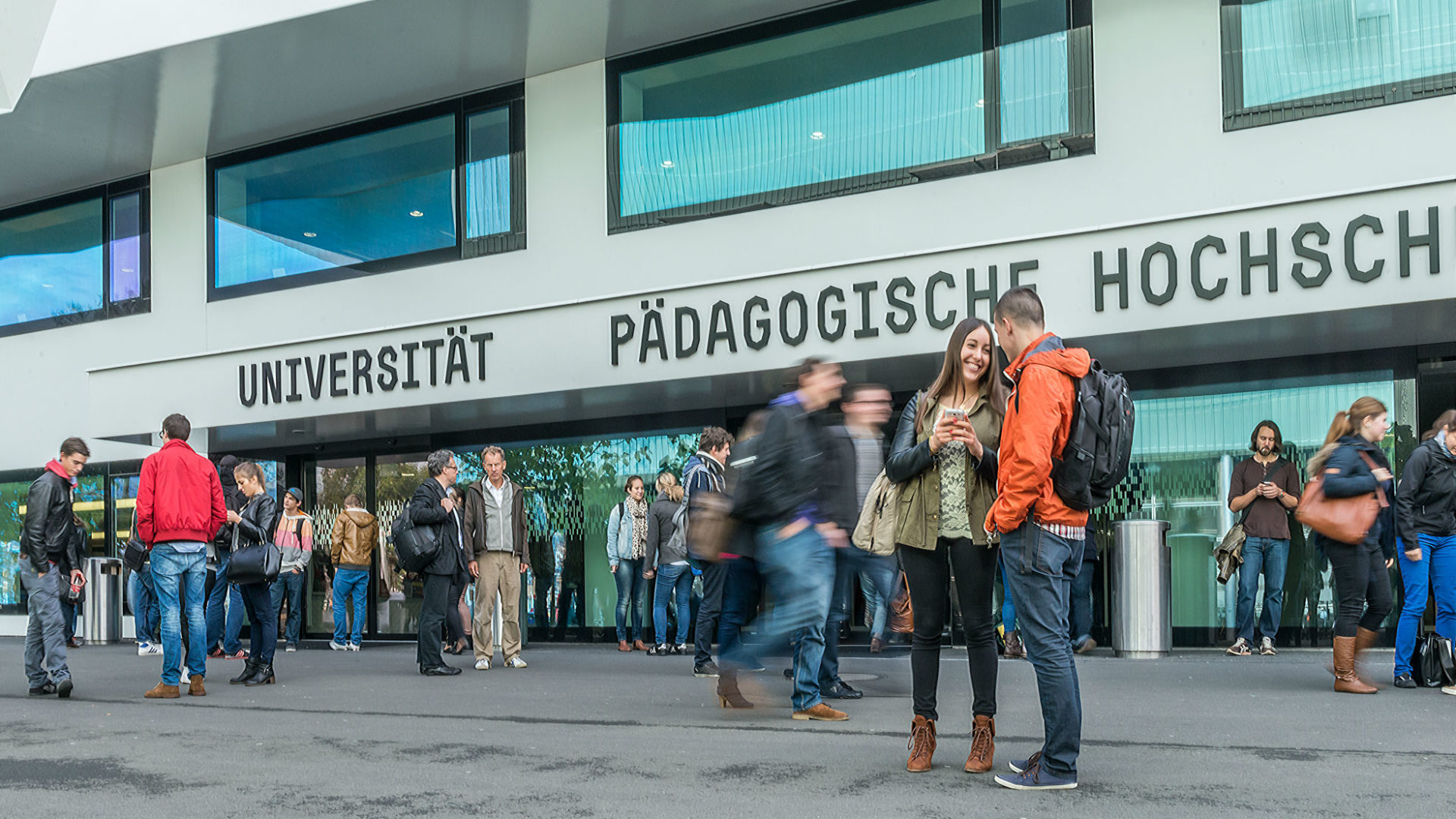 Grosser Betrieb an der Universität Luzern