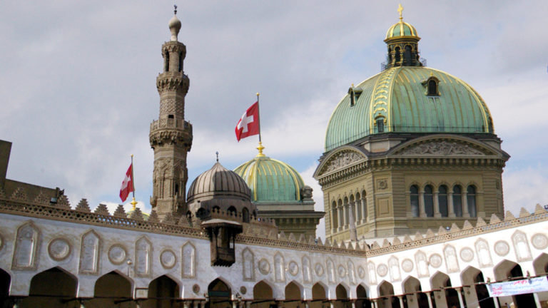Muhammad Ali Moschee, Kairo, mit Bundeshaus | © Fotomontage Georges Scherrer