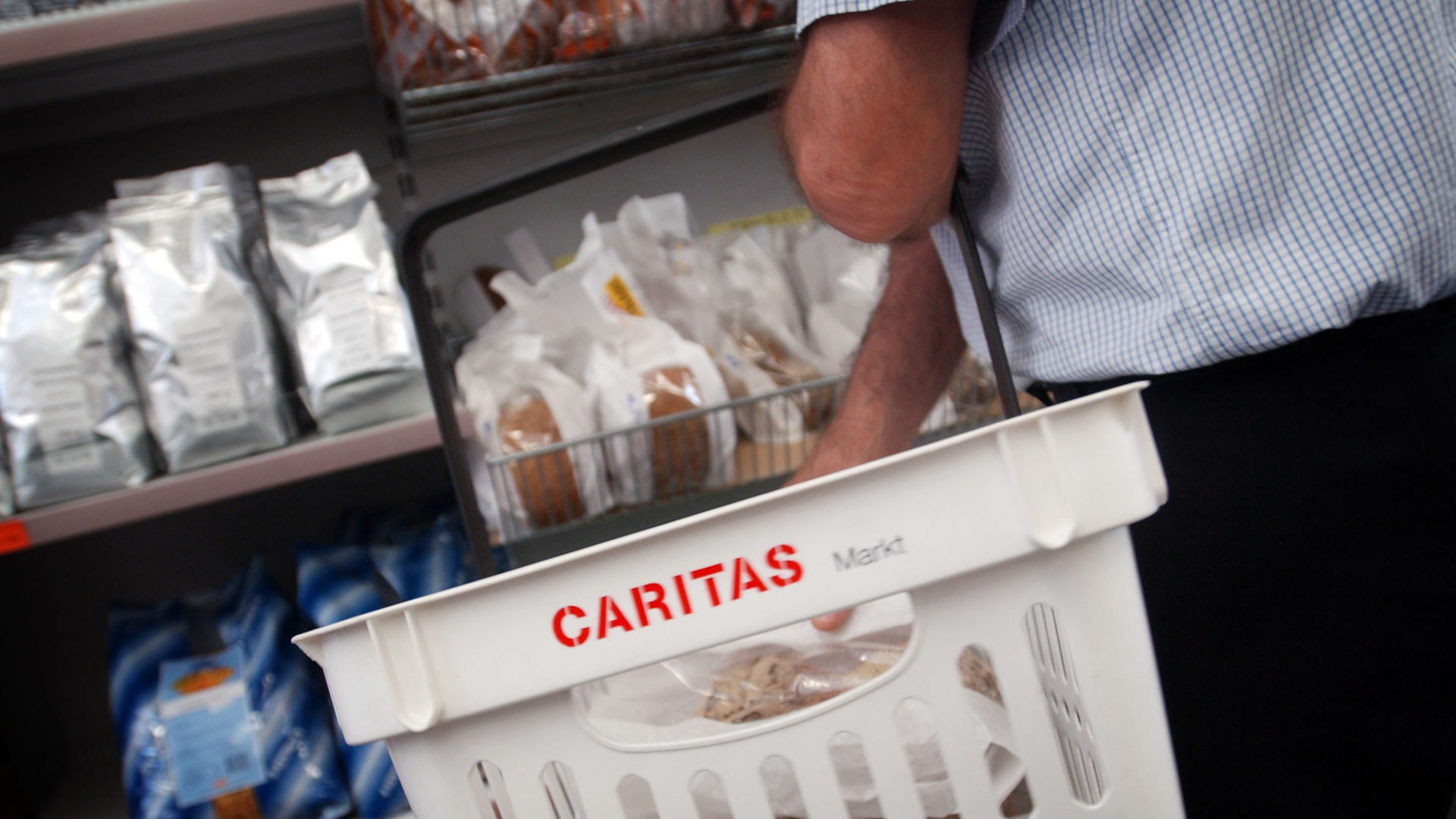 Im Caritas-Markt können Personen mit geringem Einkommen kostengünstig einkaufen.