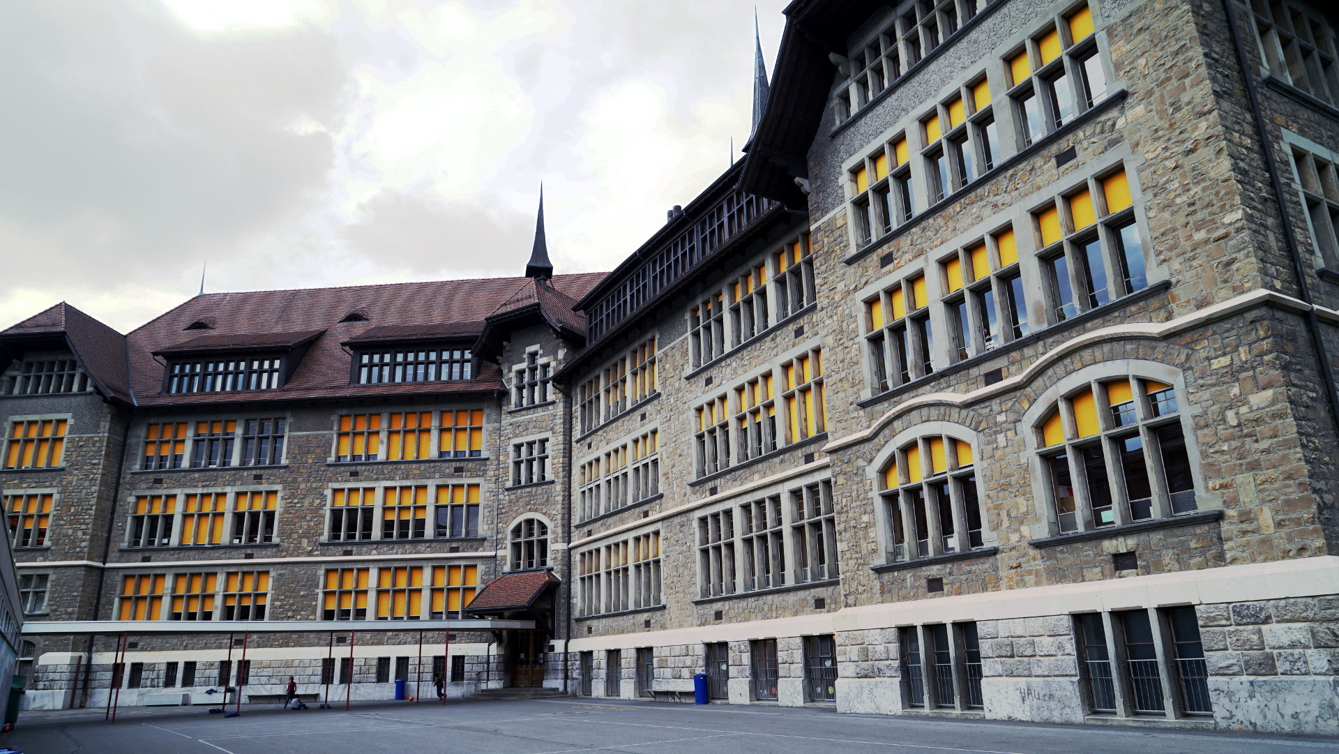 Keine religiös bedingten Dispensen für Schüler. Im Bild die Kantonsschule in Vevey VD