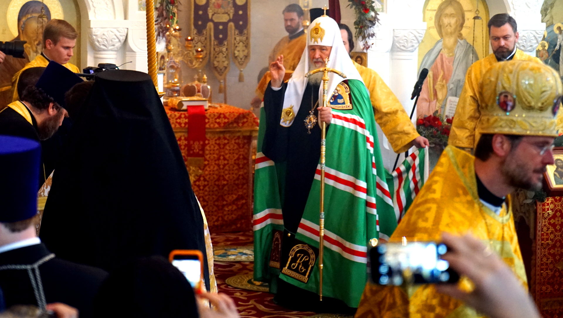 Patriarch Kyrill I. 2016 in der russisch-orthodoxen Auferstehungskirche Zürich.