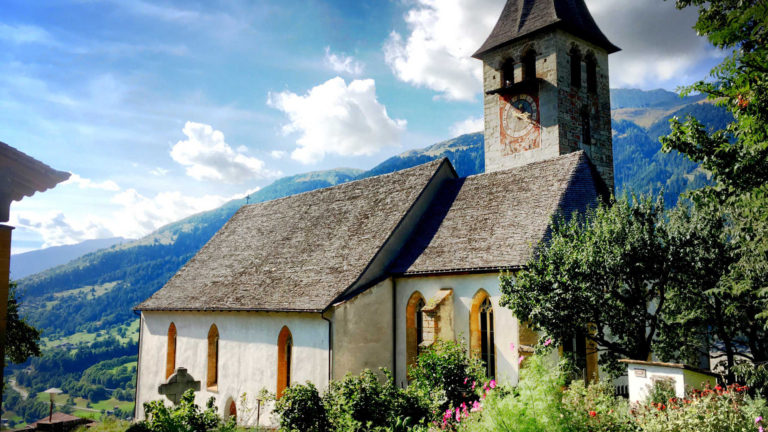 Die Kirche von Ernen im Wallis. | zVg