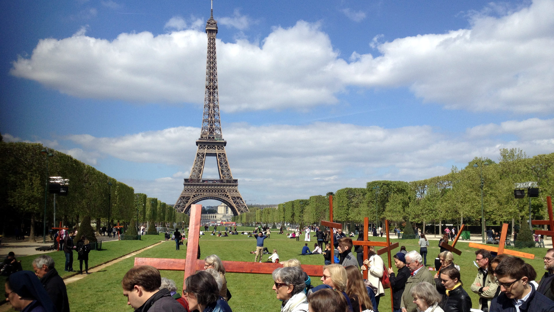 Ökumenischer Kreuzweg in Paris
