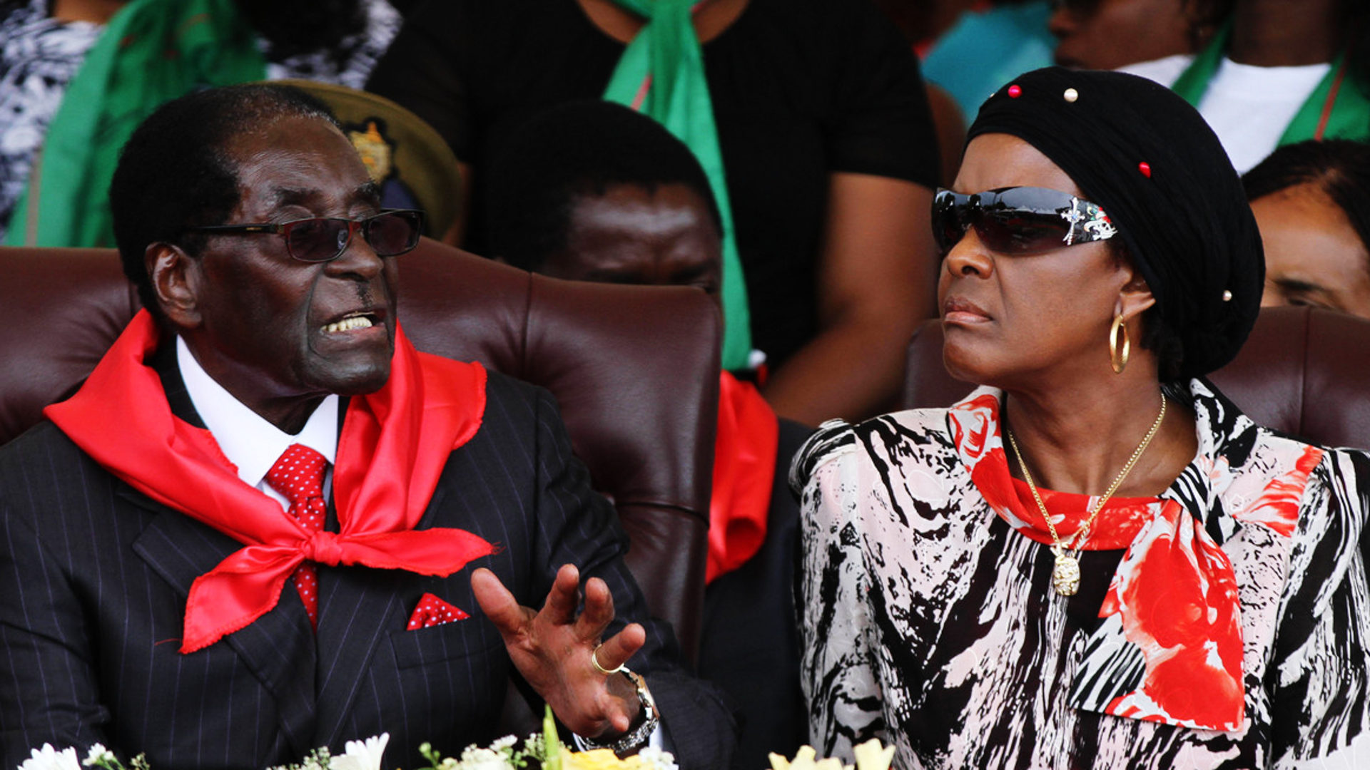 Korrupt und totalitär: Robert und Grace Mugabe