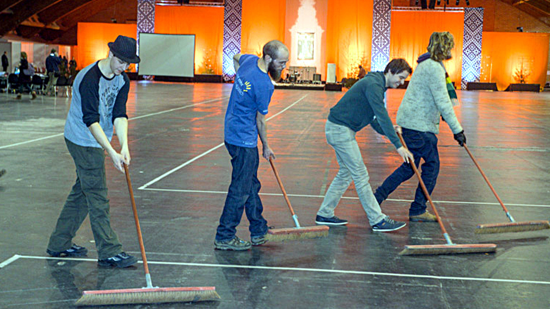 Vorbereitungsarbeiten für das Taizé-Treffen