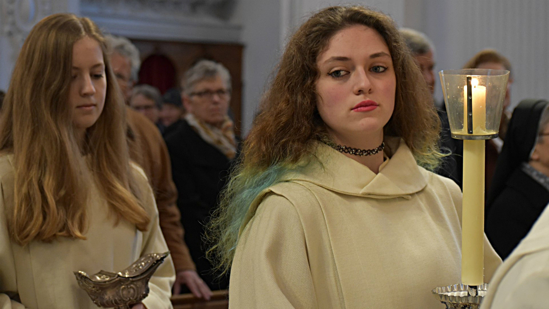 Ministrantinnen am Luzerner Festakt von "Kirche in Not"