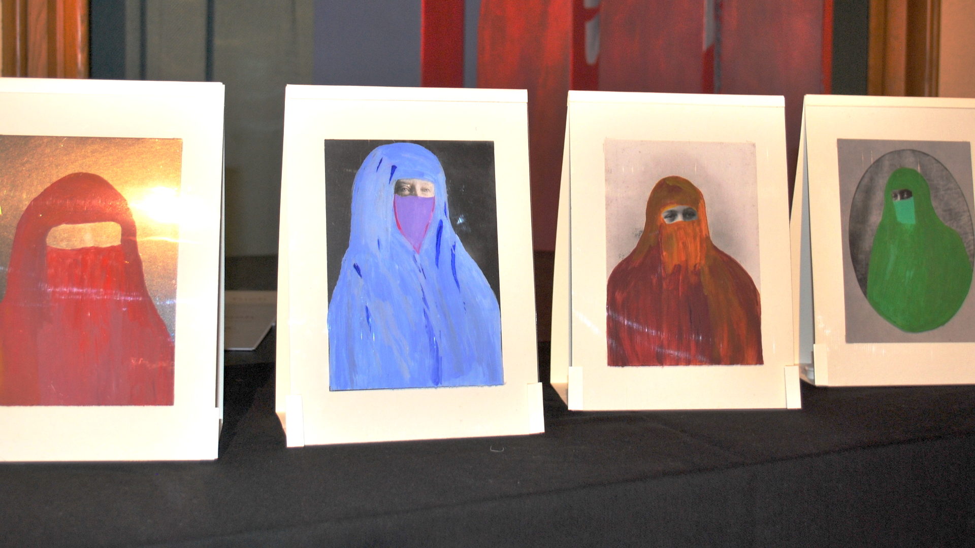 Verschleierte Frauen, gemalt von Farida Ahmed-Bioud