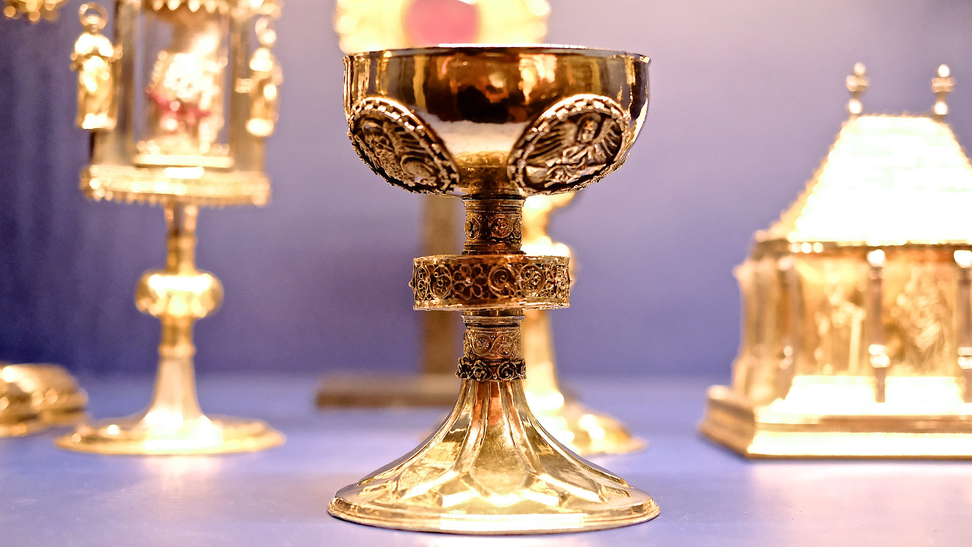 Burgunderkelch im Kirchenschatz von St. Leodegar in Luzern