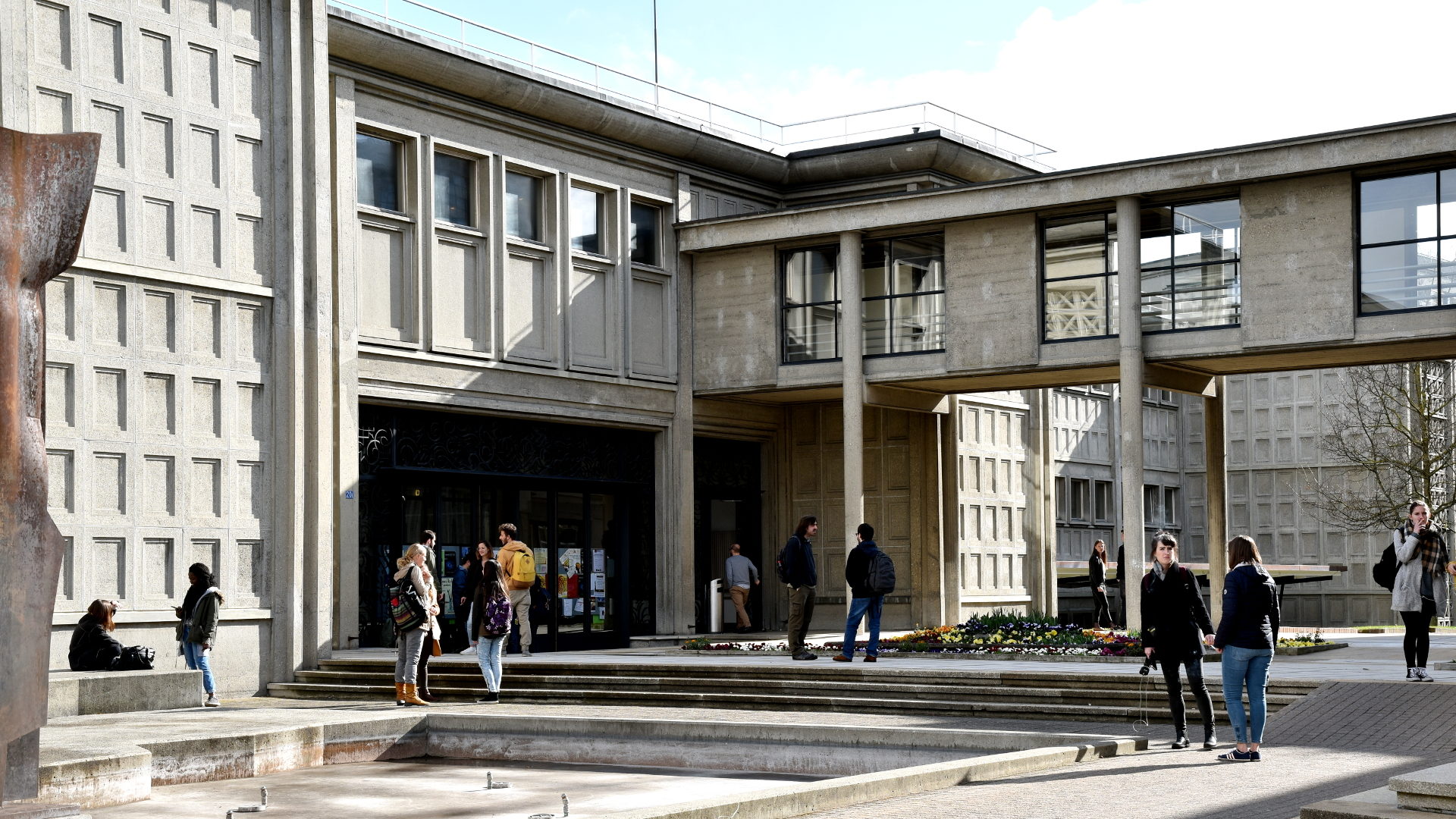 Maria Regli studierte in Freiburg Theologie.