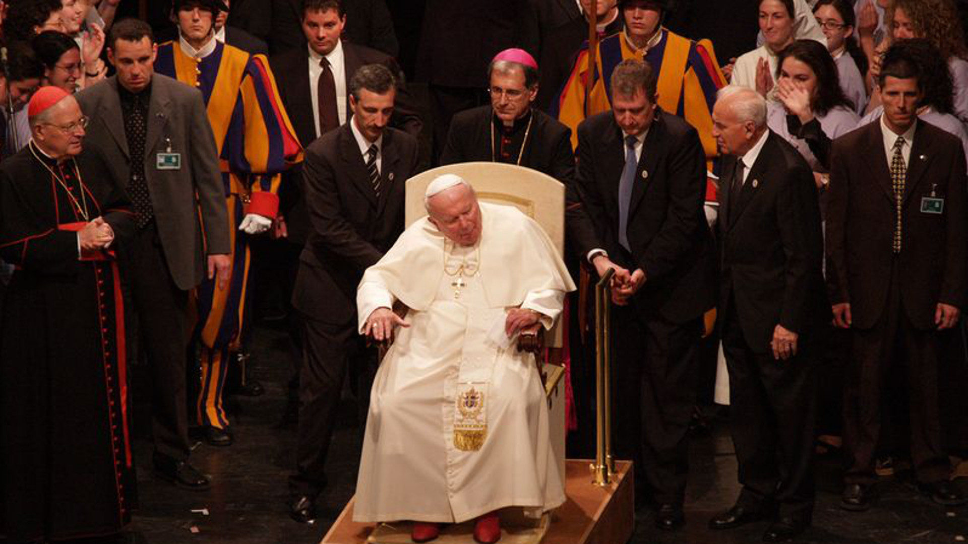 Papst Johannes Paul II. beim Jugendtreffen 2004 in Bern.