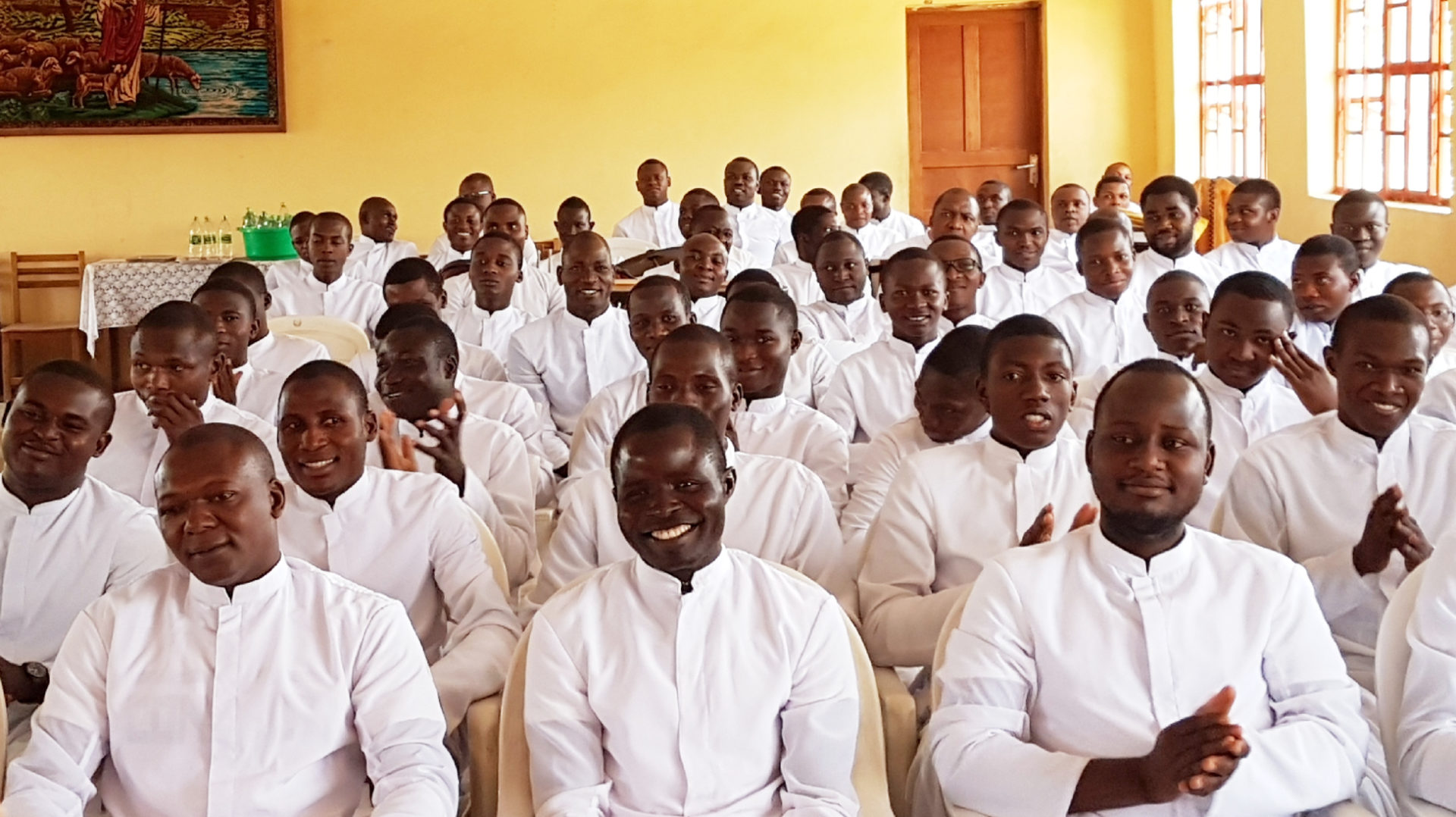In der Schweiz eine Seltenheit, in Nigeria zahlreich: Priesteramtskandidaten in Kaduna