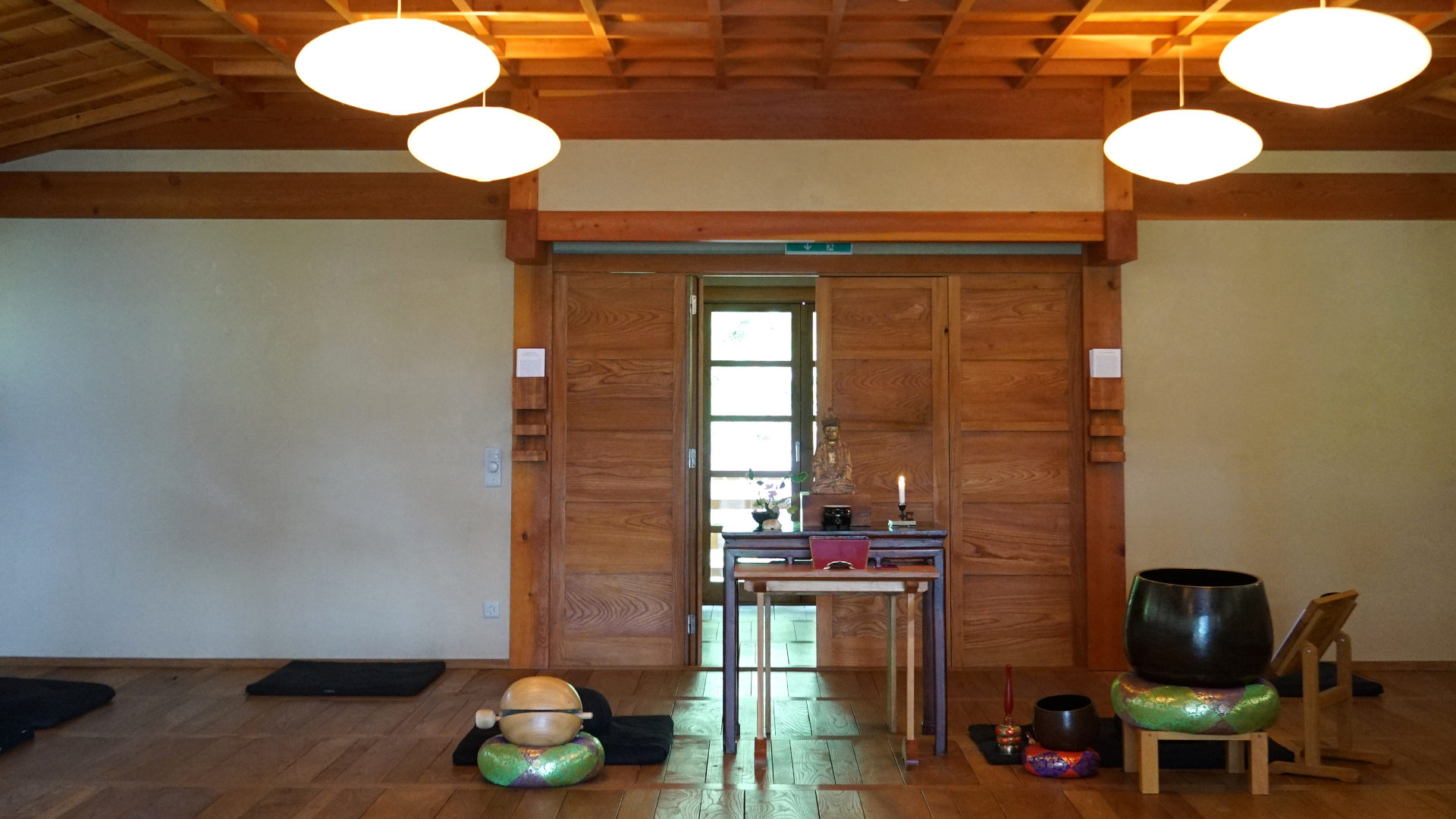 Zendo im Felsentor