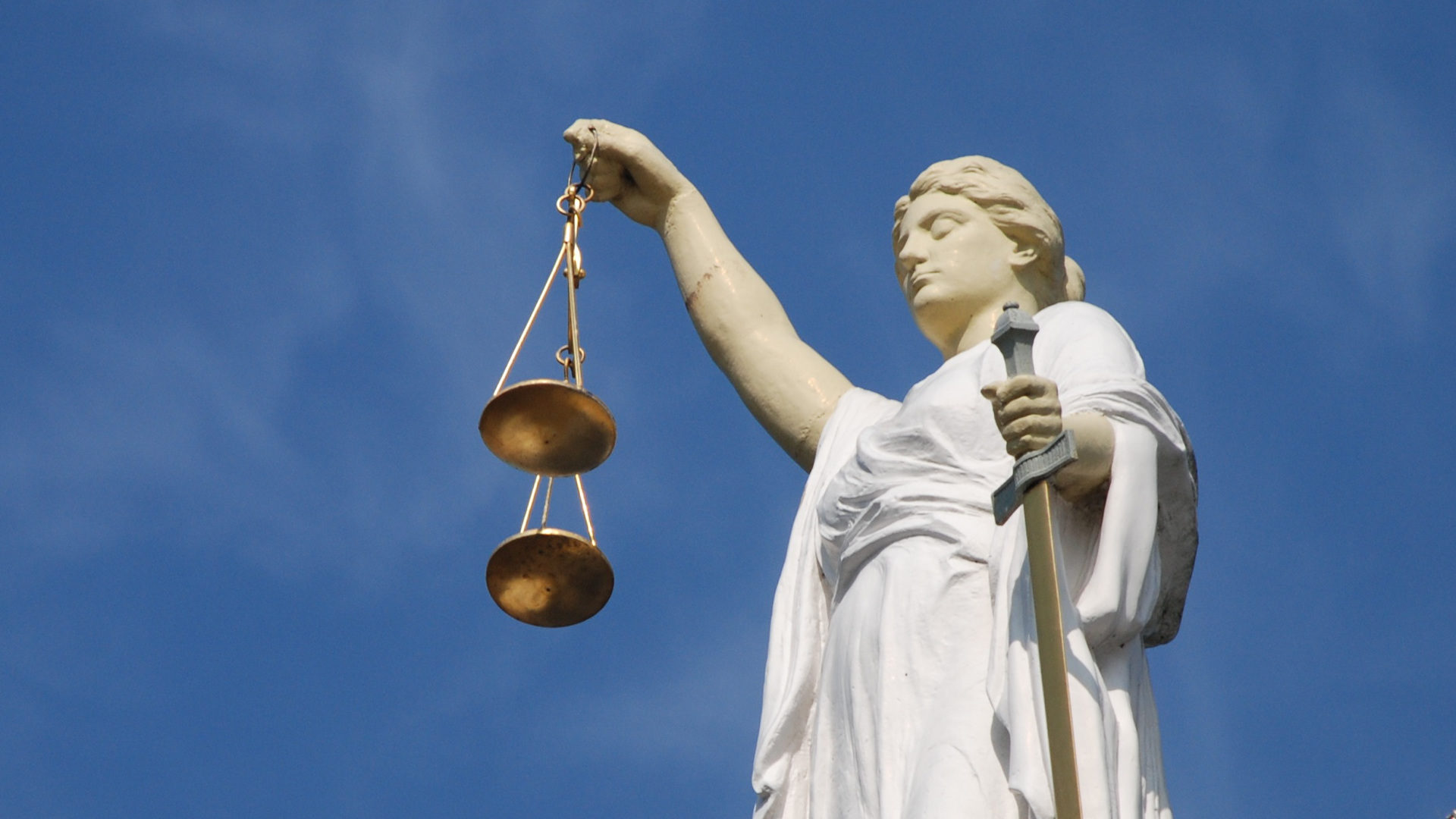 Justitia-Statue