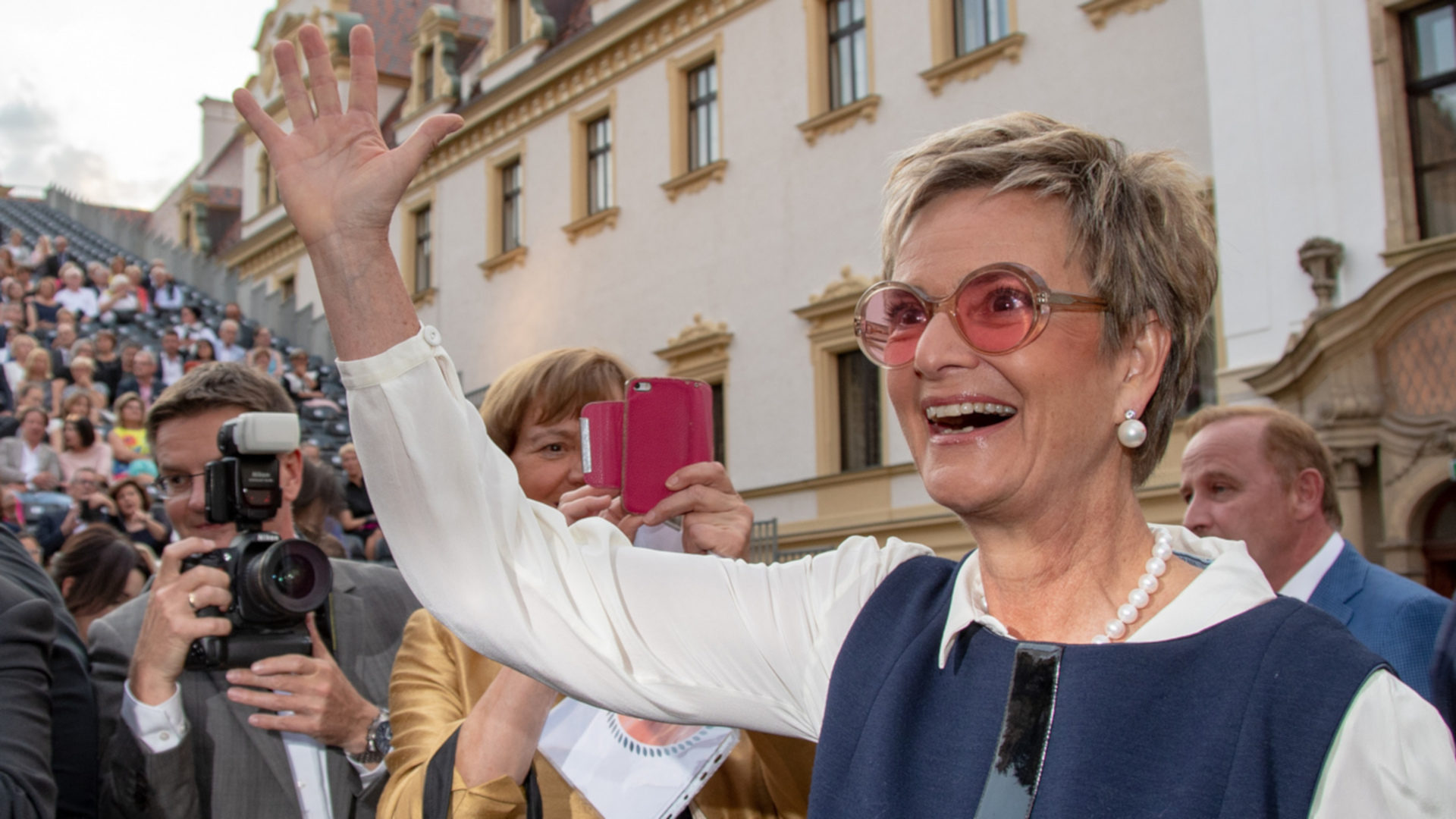 Fürstin Gloria von Thurn und Taxis vor Medienleuten, Juli 2018