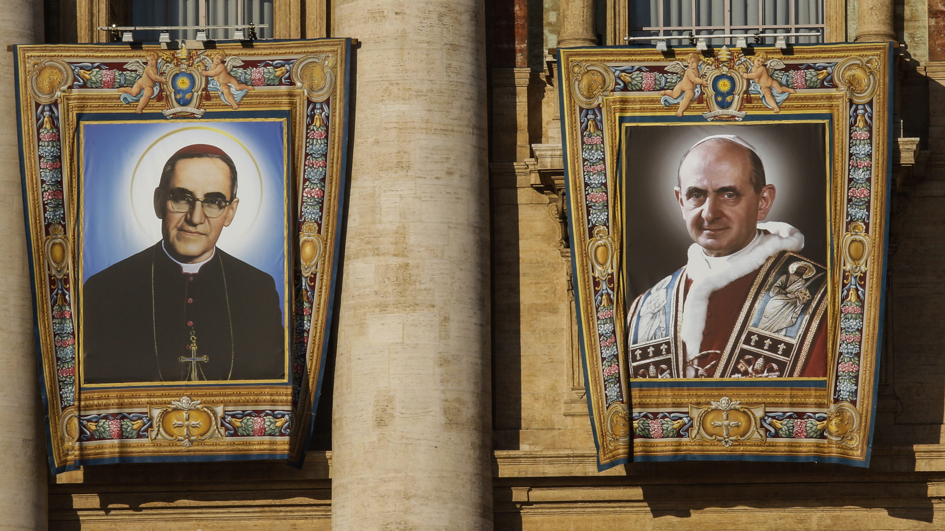 Heiligsprechung von Oscar Romero und Paul VI., 2018: Bilder an der Fassade des Petersdoms