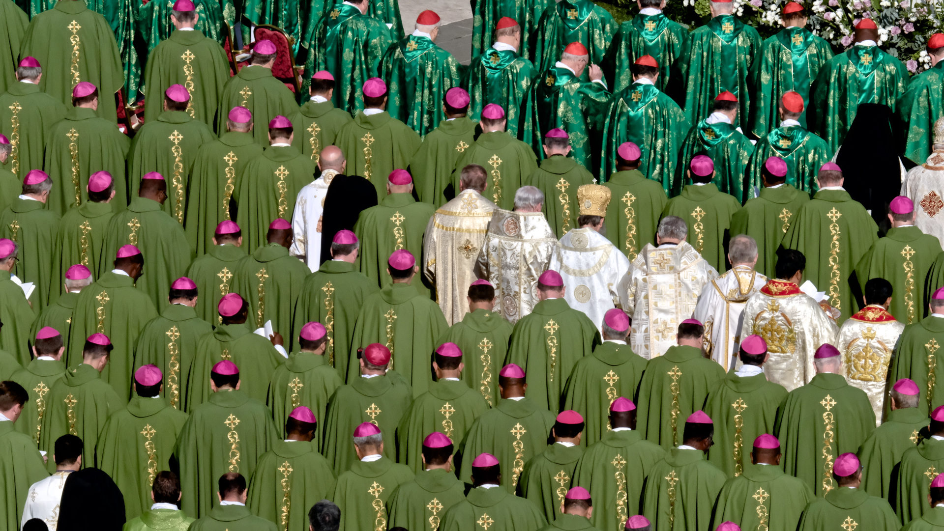 Bischöfe und Kardinäle beim Gottesdienst zur Jugendsynode 2018