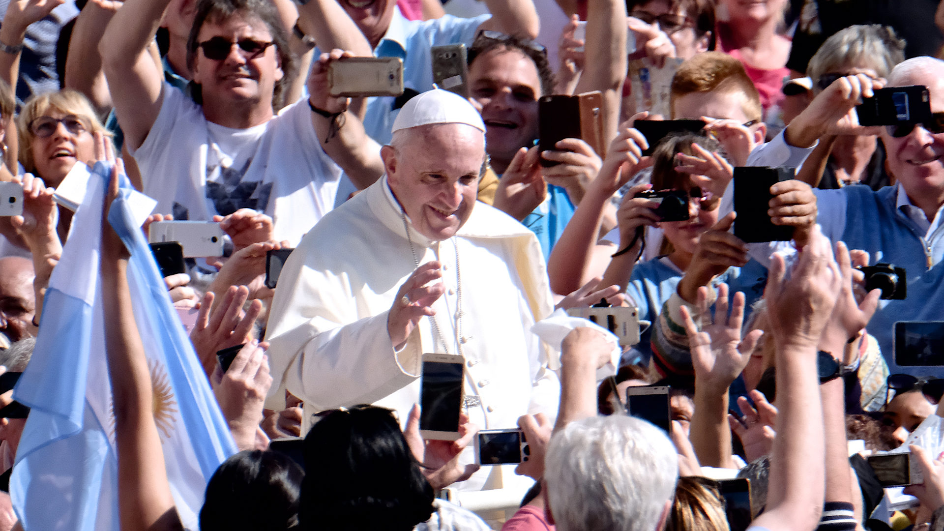 Papst Franziskus an der Jugendsynode