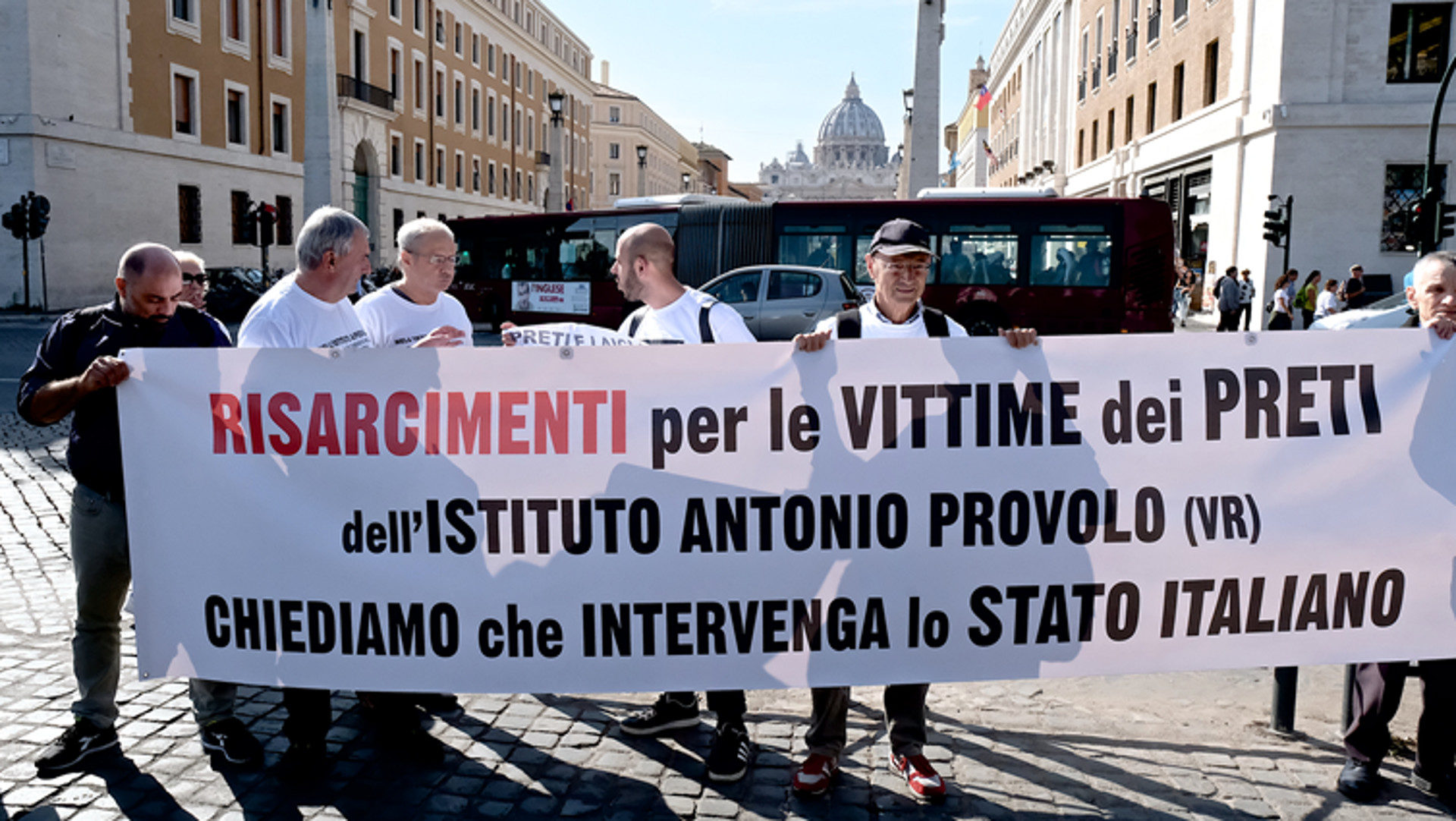 Demonstration gegen Missbrauch in Rom