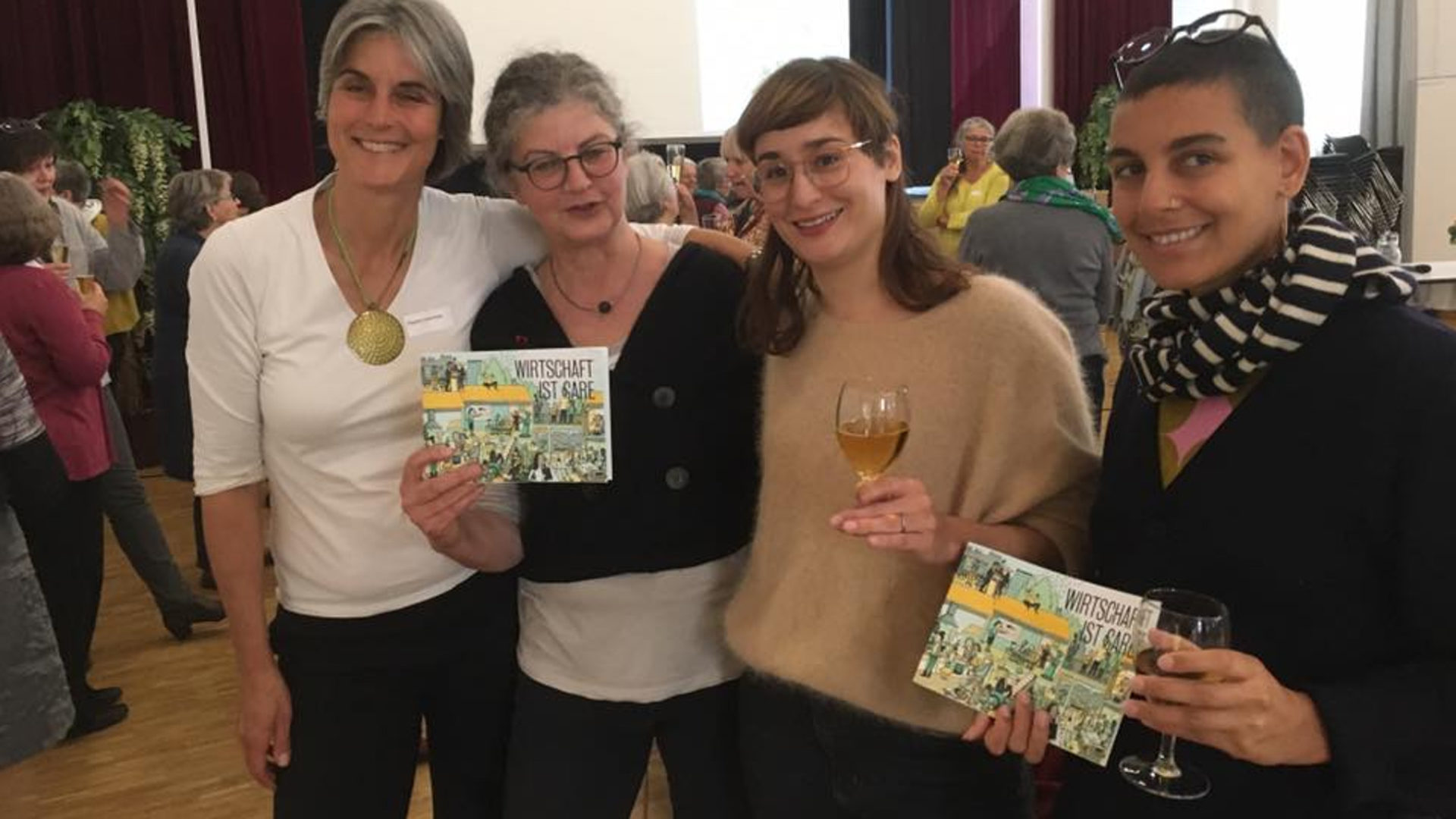 Care-Frühstück der Frauensynode mit Vernissage der Comic-Broschüre