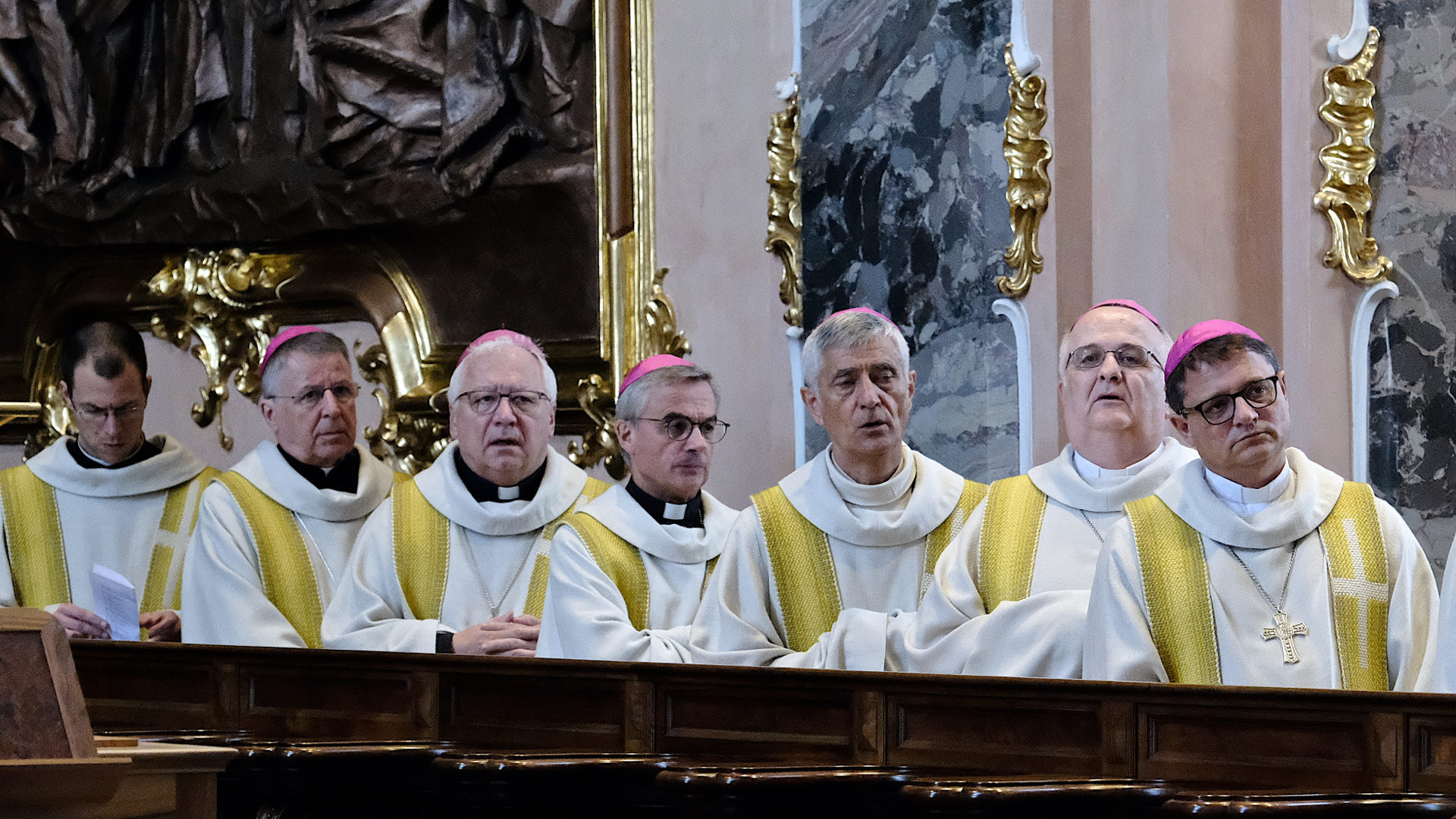 Einige Mitglieder der Schweizer Bischofskonferenz bei einem Gottesdienst in Einsiedeln, 2019