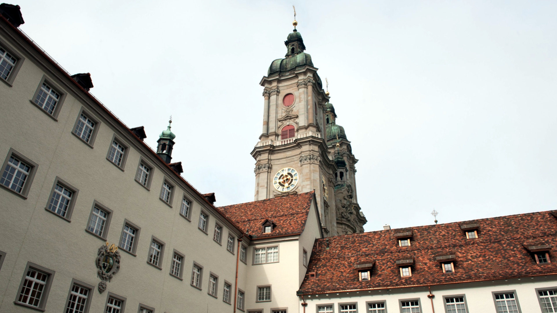 Stiftsbezirk St.Gallen, Sitz des Kath. Konfessionsteils des Kantons St.Gallen und des Bischofsflügels.