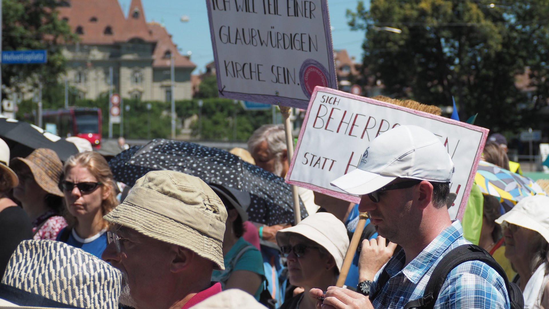 Zeichen gegen Missbrauch - Demonstration 2019 in Bern