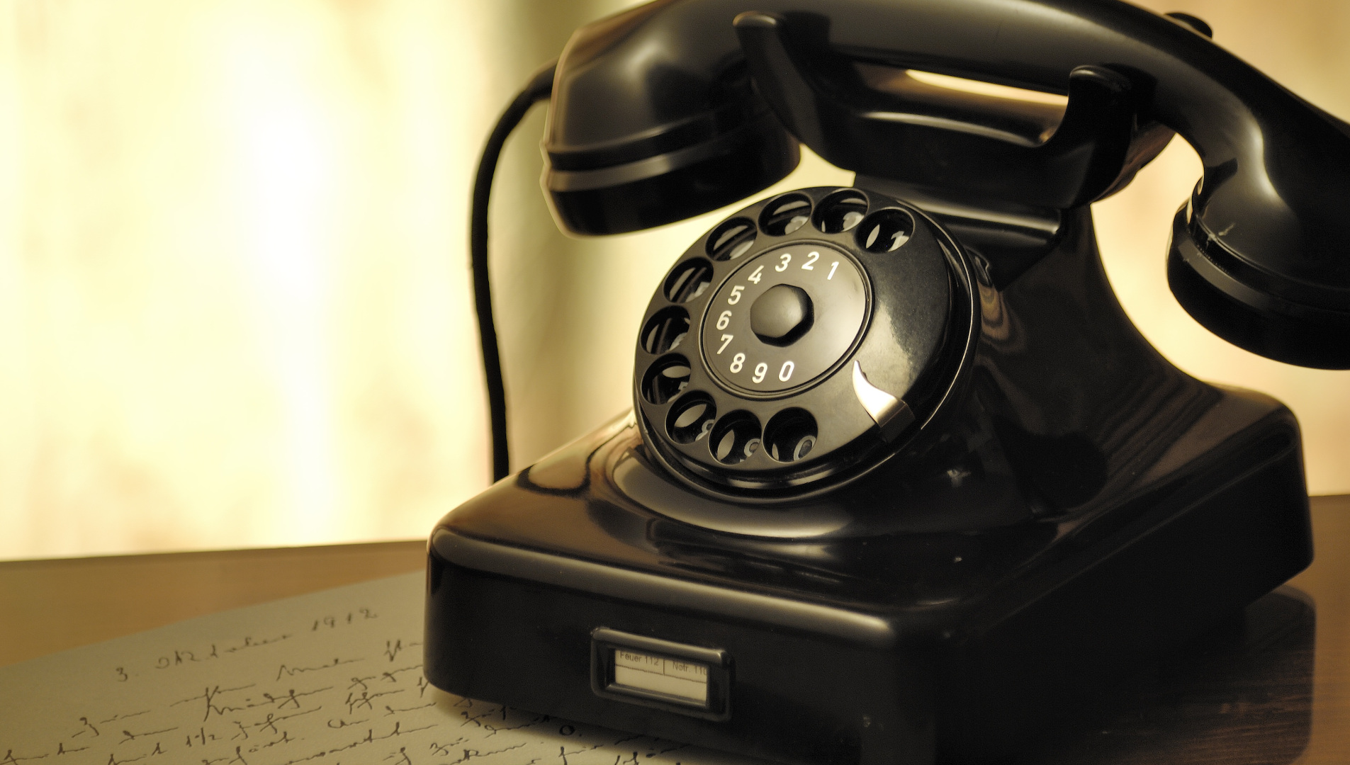Die US-Bischöfe wollen eine Telefon-Hotline einrichten, bei der Missbrauchsfälle gemeldet werden können.