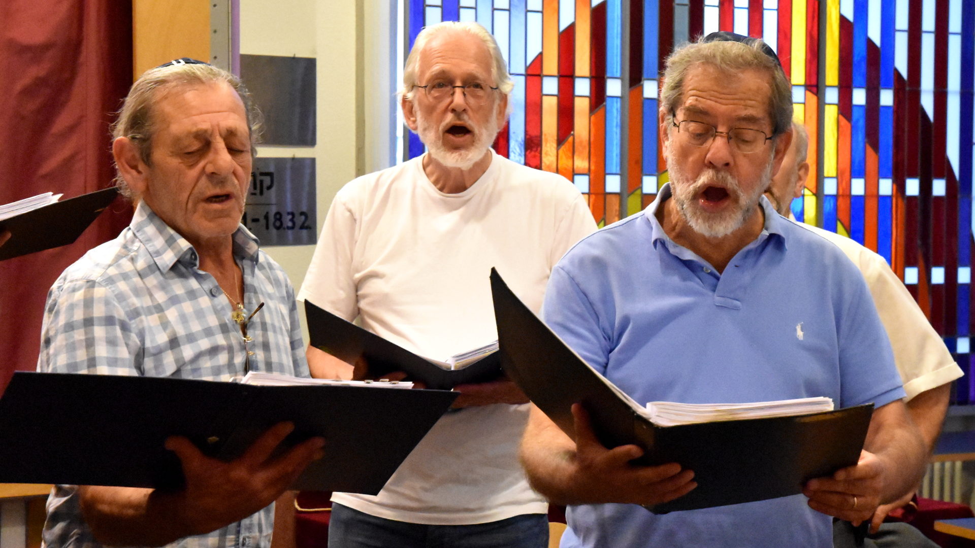 Singen aus voller Kehle: Mitglieder des Zürcher Synagogenchors bei einer Probe.