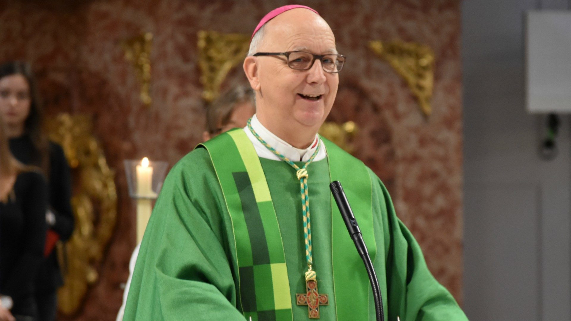 Der Churer Weihbischof Marian Eleganti unterstützt die geplanten regionalen Weltfamilientreffen.