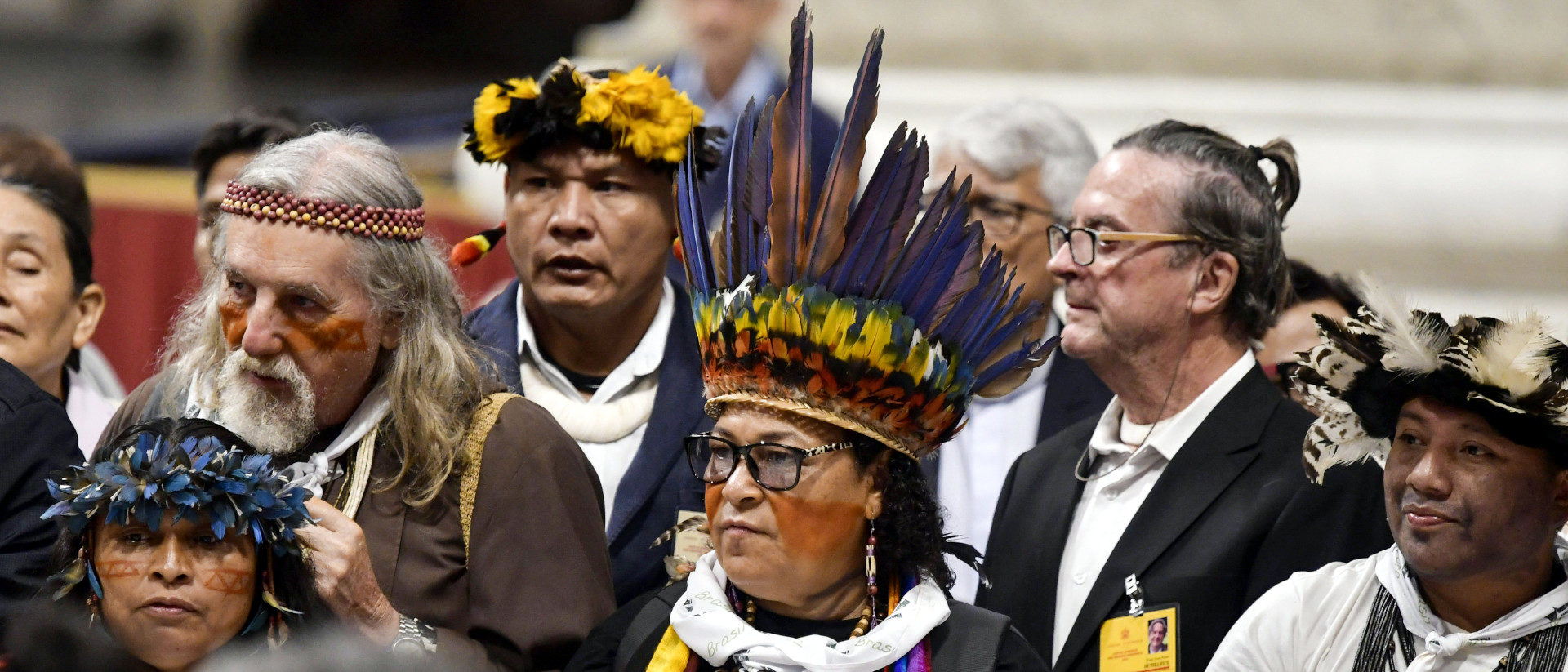 Indigene zu Beginn der Amazonas-Bischofssynode im Vatikan, Oktober 2019.