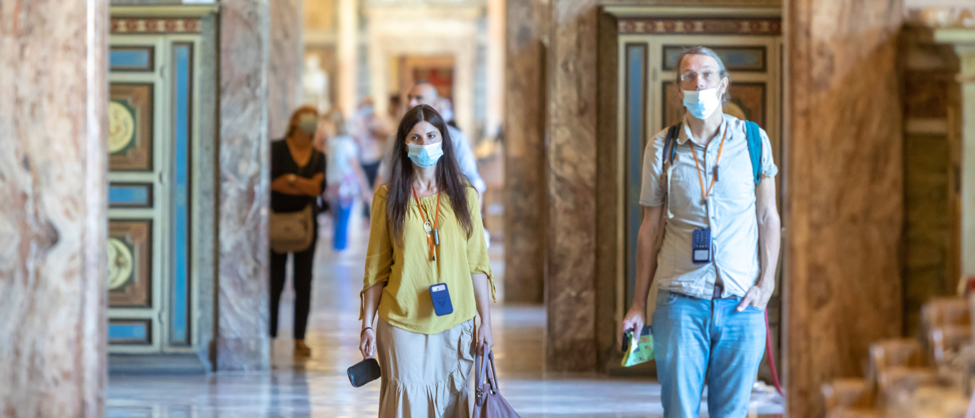 Besucher in den Vatikanischen Museen nach der Wiedereröffnung am 1. Juni 2020