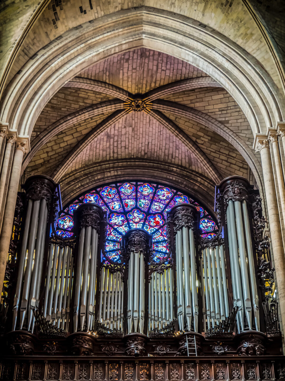 Die Orgel in der Kathedrale Notre-Dame von Paris.