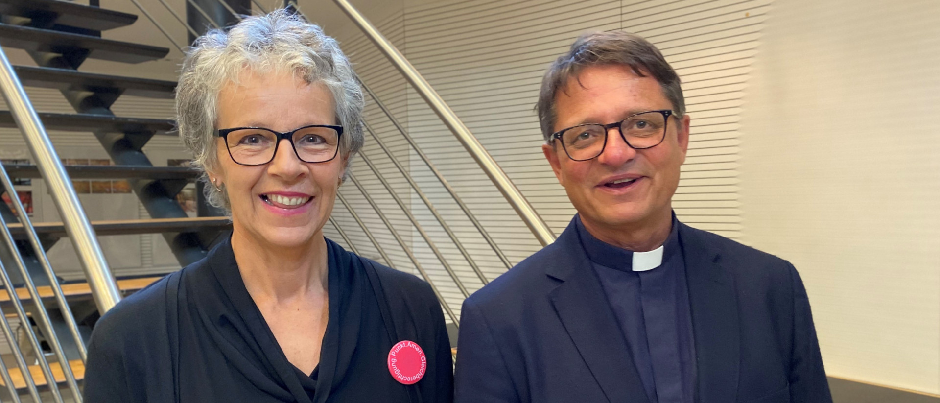Simone Curau-Aepli und Bischof Felix Gmür am Gespräch der Bischofskonferenz mit Vertreterinnen des Schweizerischen Katholischen Frauenbundes im September 2020.