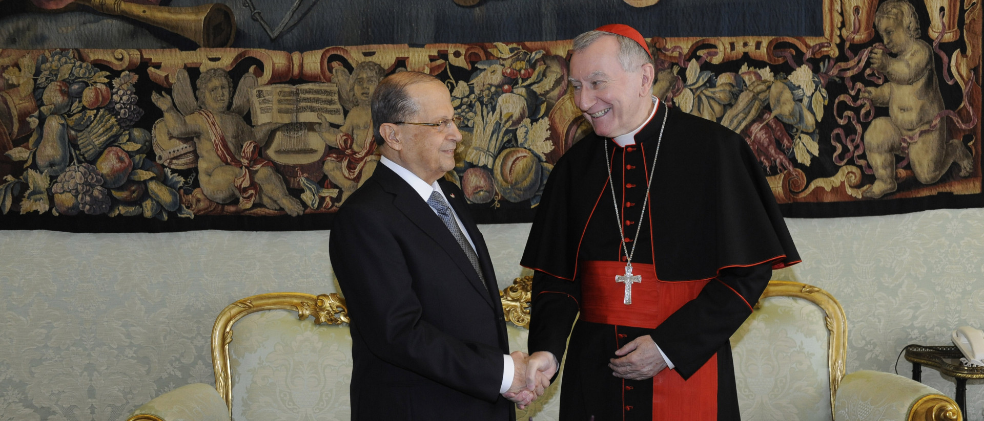 Pietro Parolin und der libanesische Staatspräsident Michel Aoun im März 2017 im Vatikan.