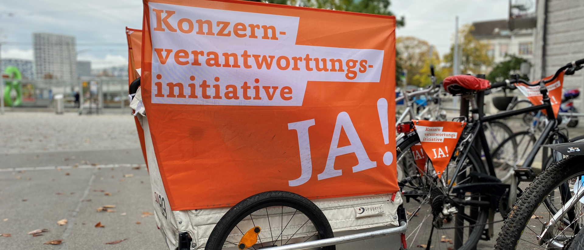 Kampagne auf Rädern: pro Konzernverantwortungsinitiative.